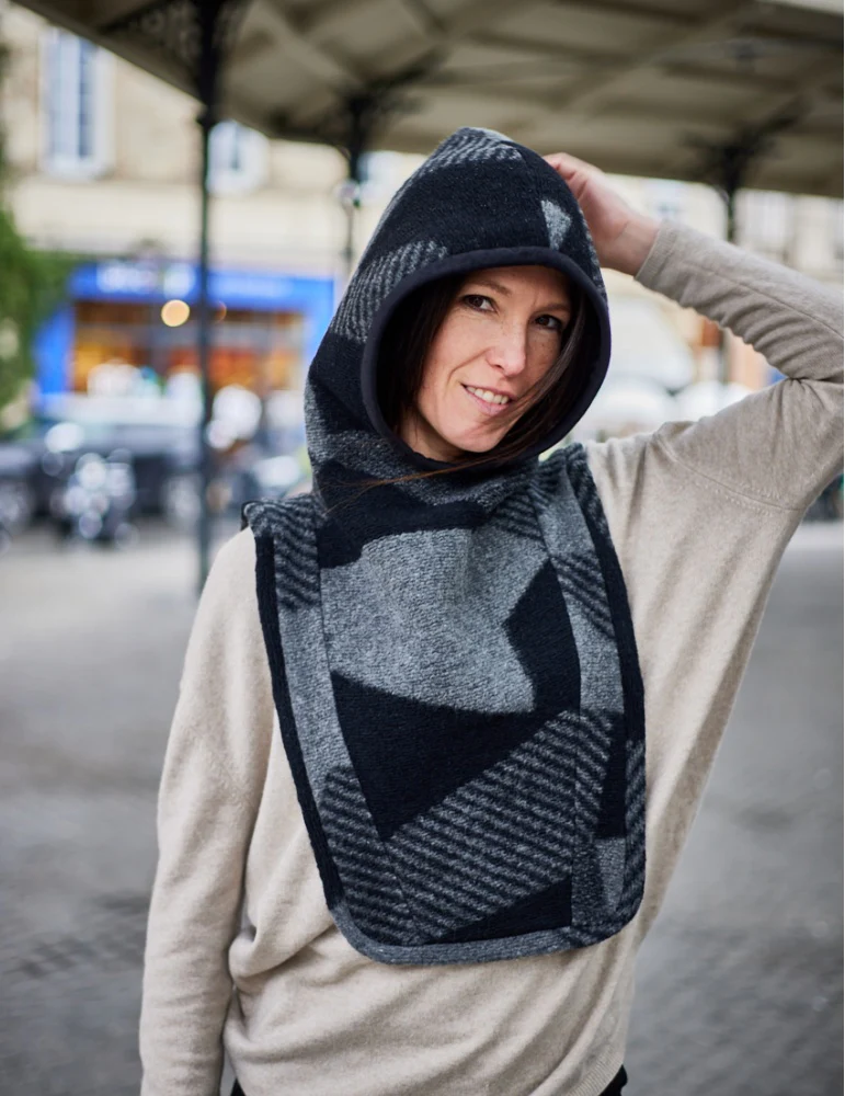 Atelier Scämmit Frimas Hood, Hat and Gloves - Image 6