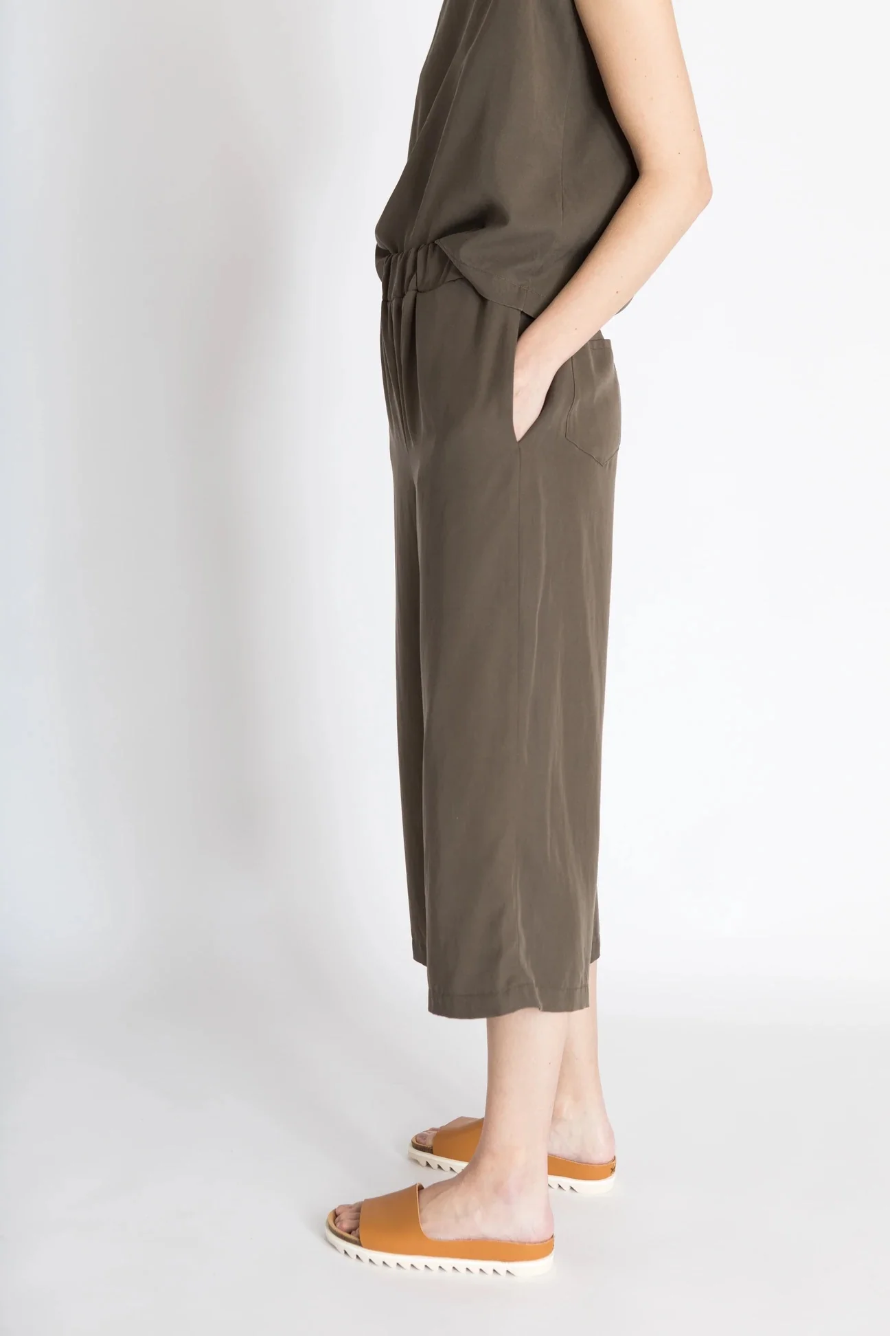 Bara Studio Nova Pants - Image 7