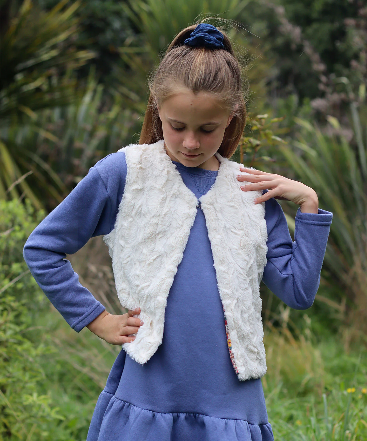 Below the K_whai Honu Vest (Classic) (1 - 10) - Printed copy shop (+£5.00)
