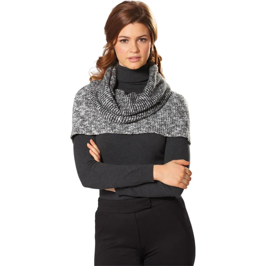 Burda Capes 7313 - Image 5