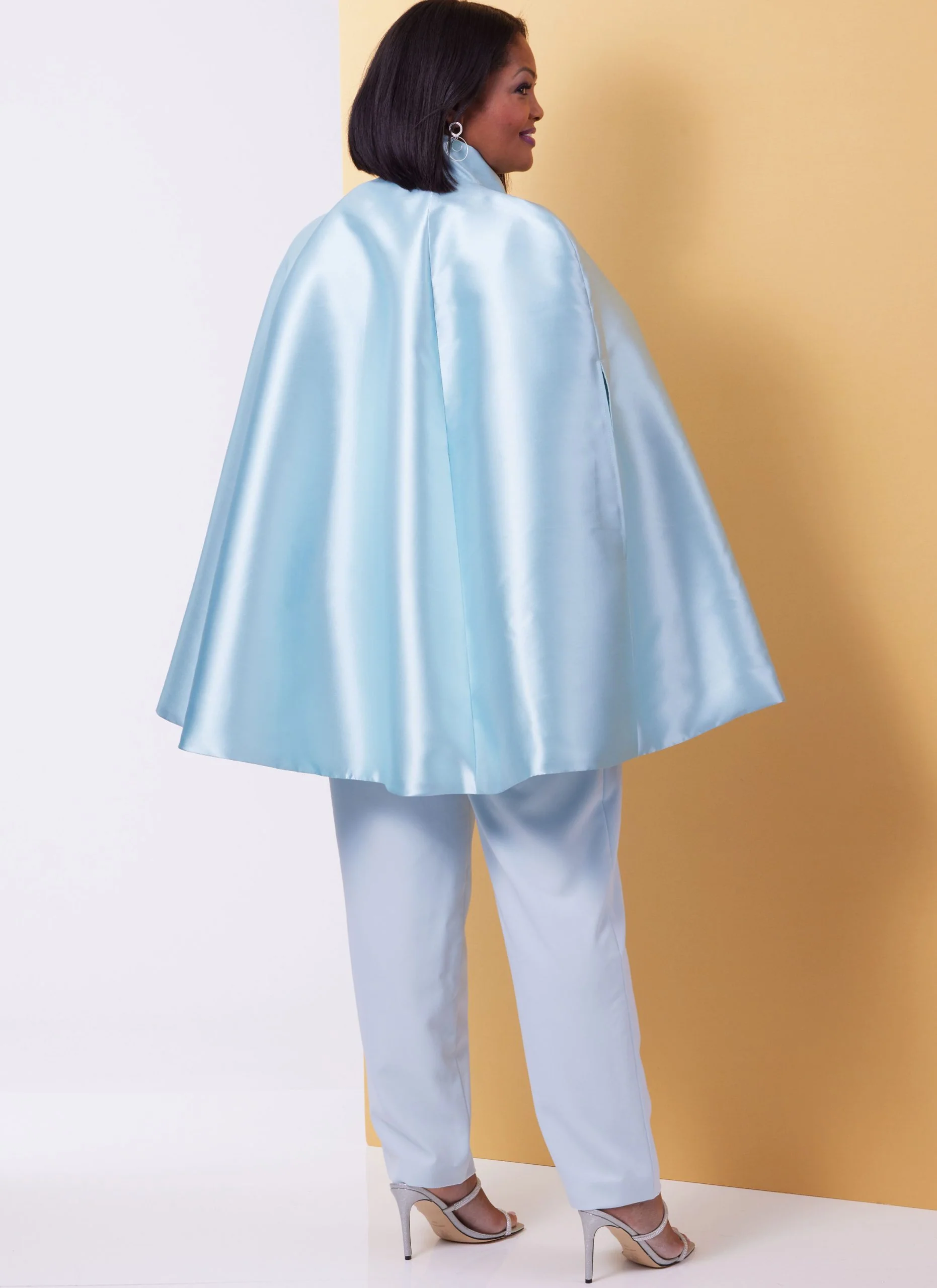 Butterick Cape, Top & Trousers B6978 - Image 9