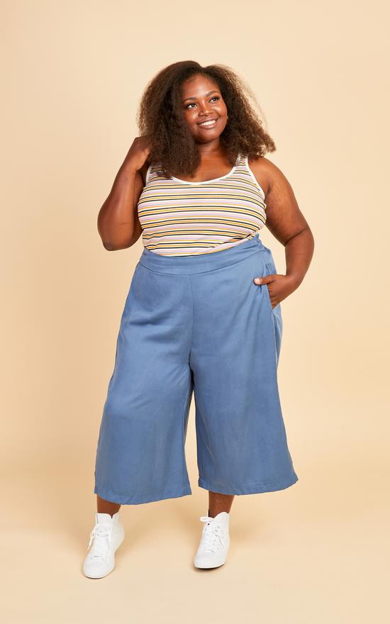 Cashmerette Saybrook Tank - Image 5