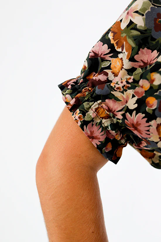 Chalk and Notch Aria Top - Image 11
