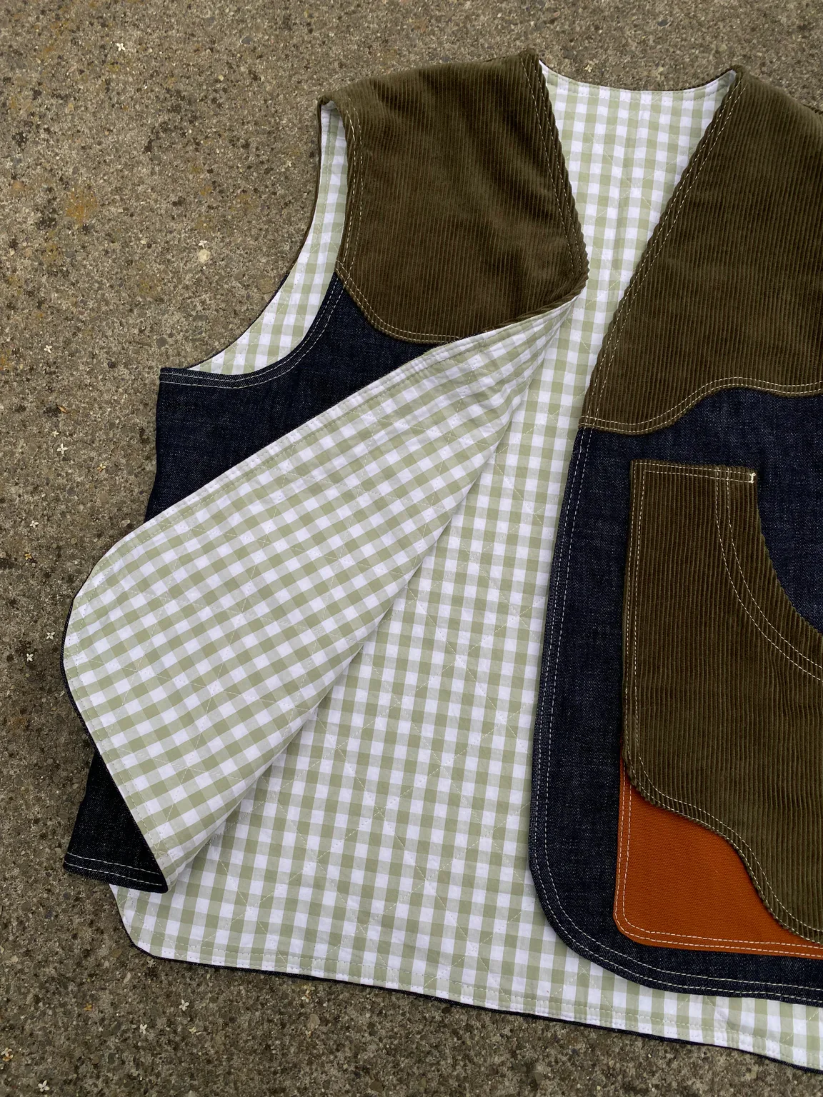 Daisy Chain Patterns Winona Vest - Image 10