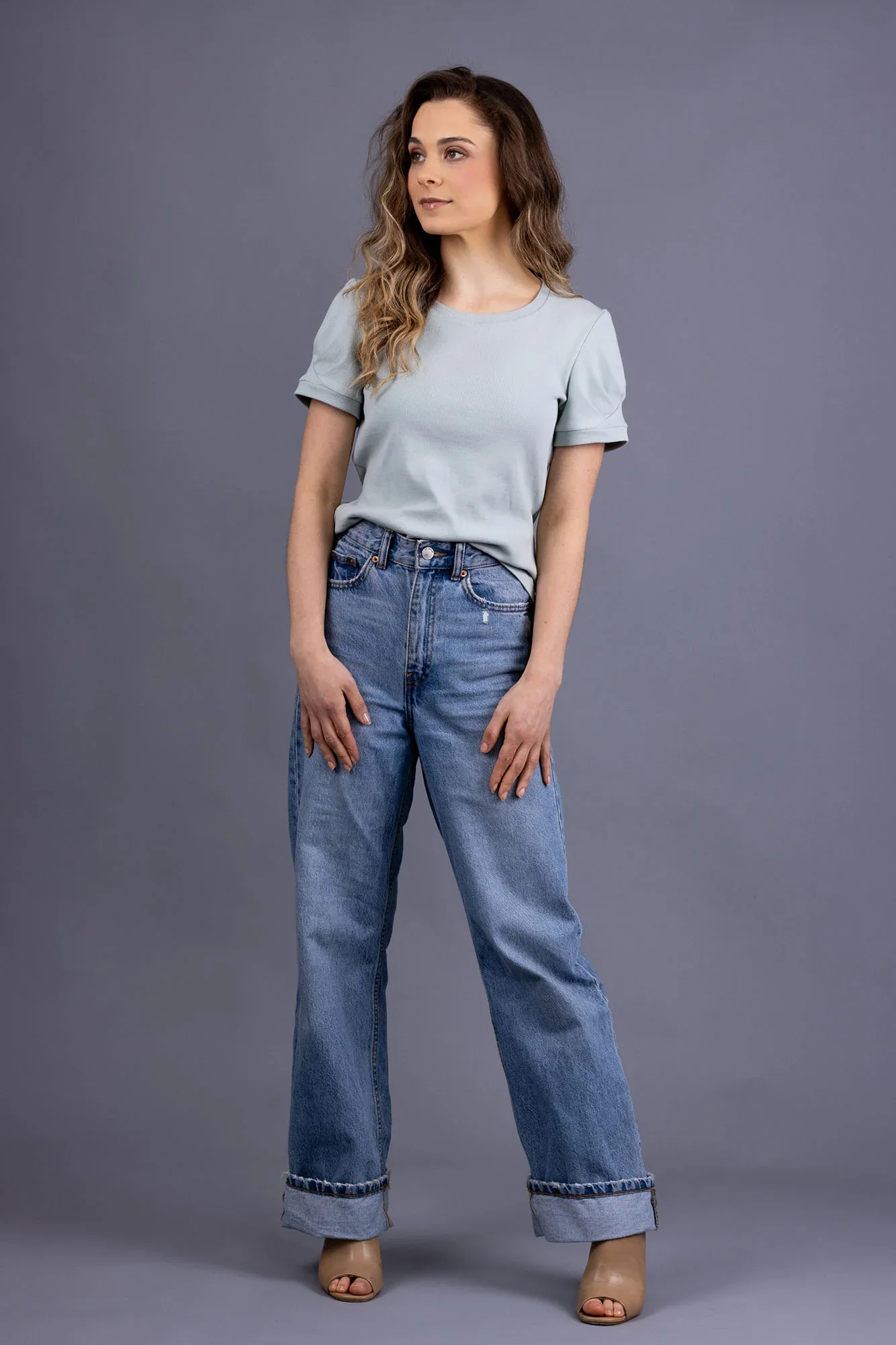 Forget-me-not Patterns Iris Pleated Tee - Image 5
