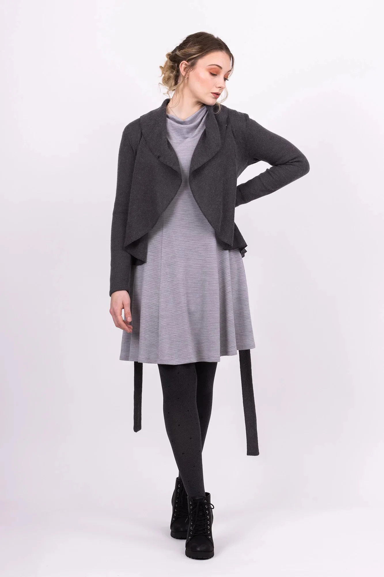 Forget-me-not Patterns Kirsi Cardigan - Image 10