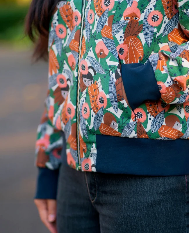 Itch to Stitch Causeway Bomber Jacket - Image 5