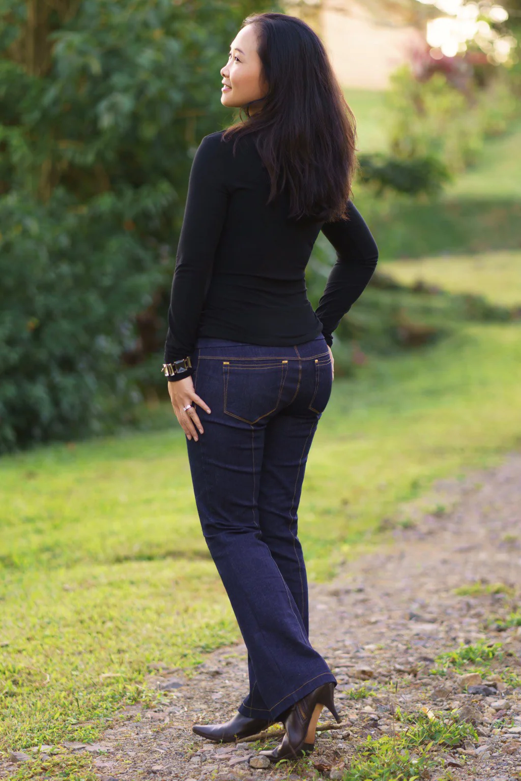 Itch to Stitch Mountain View Pull-on Jeans - Printed copy shop SIZES 22 - 40 (+£7.00)