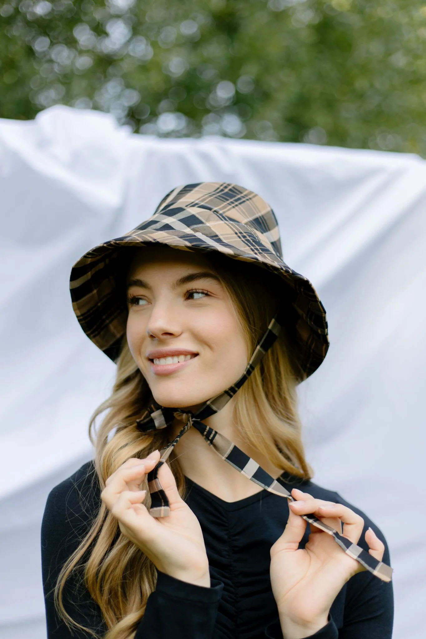 JULIANA MARTEJEVS Bucket Hat - Image 2