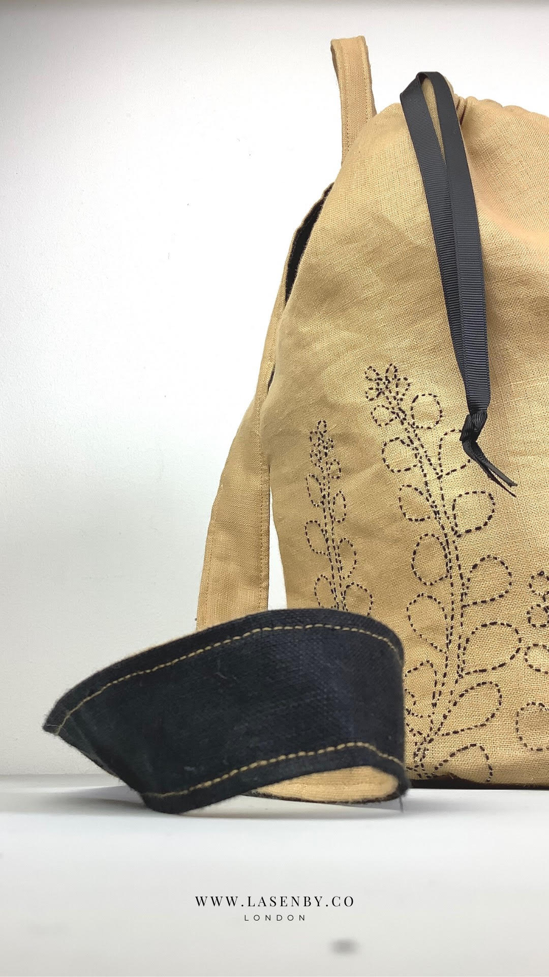 Lasenby Taru Fern Crossbody Duffle Bag - Image 4