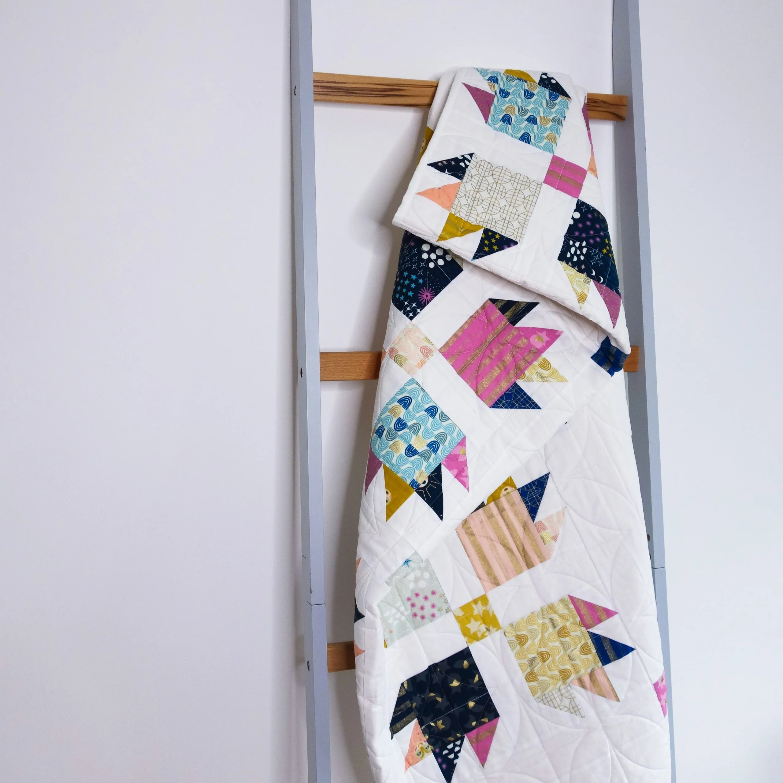 Lou Orth Designs Paw Tracks Quilt PDF - Image 2