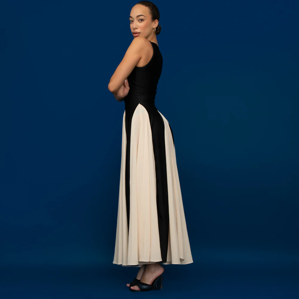 Madalynne Scarlett Maxi Dress - Image 9