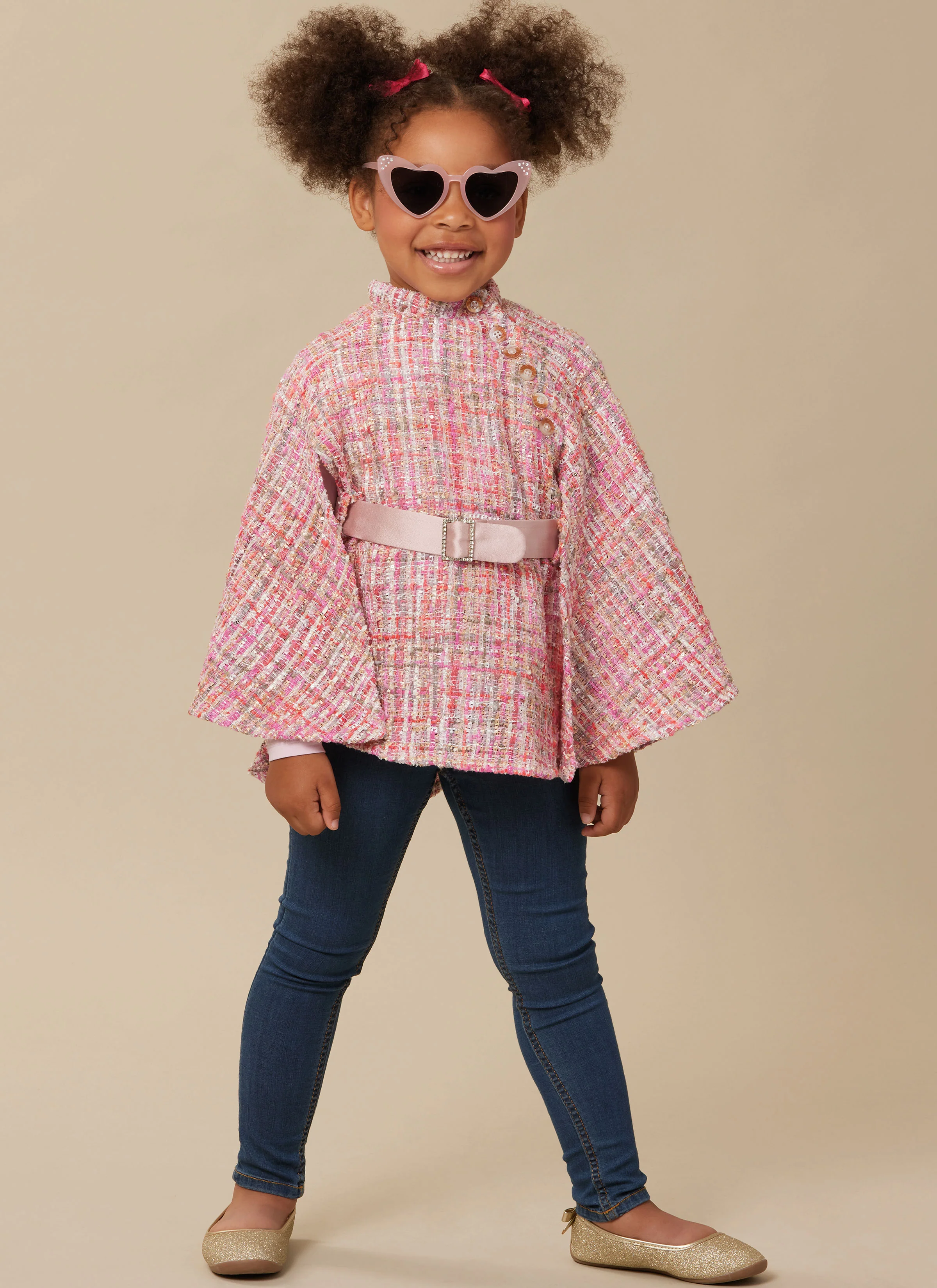 McCalls Child/Teen Capes M8538 - Image 5