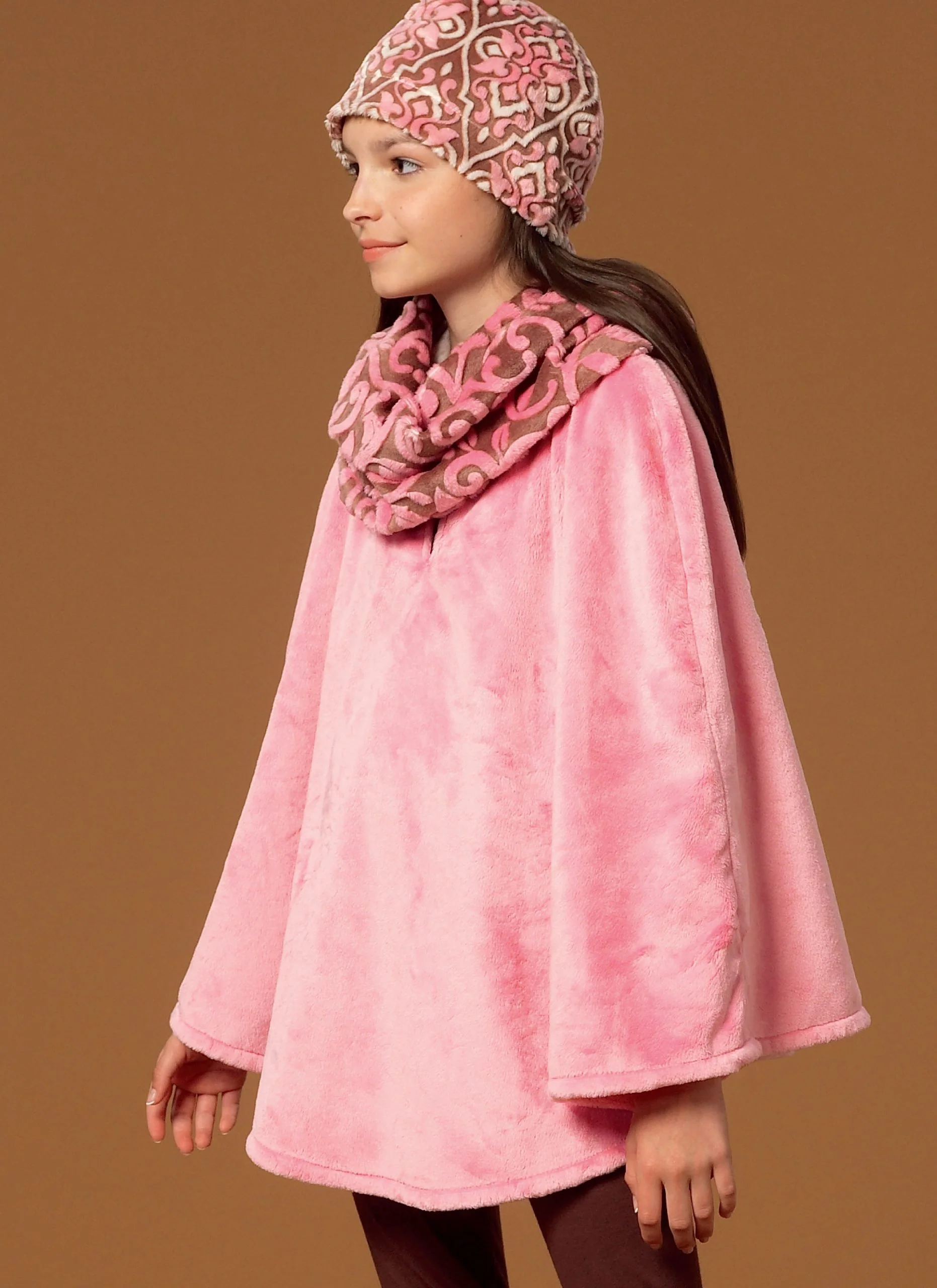 McCalls Child/Teen Poncho, Hat, Scarf M7012 - Image 2