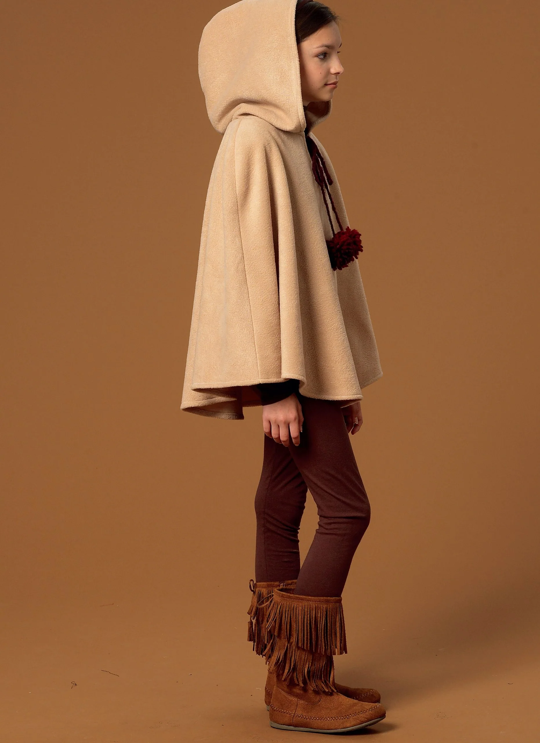 McCalls Child/Teen Poncho, Hat, Scarf M7012 - Image 5