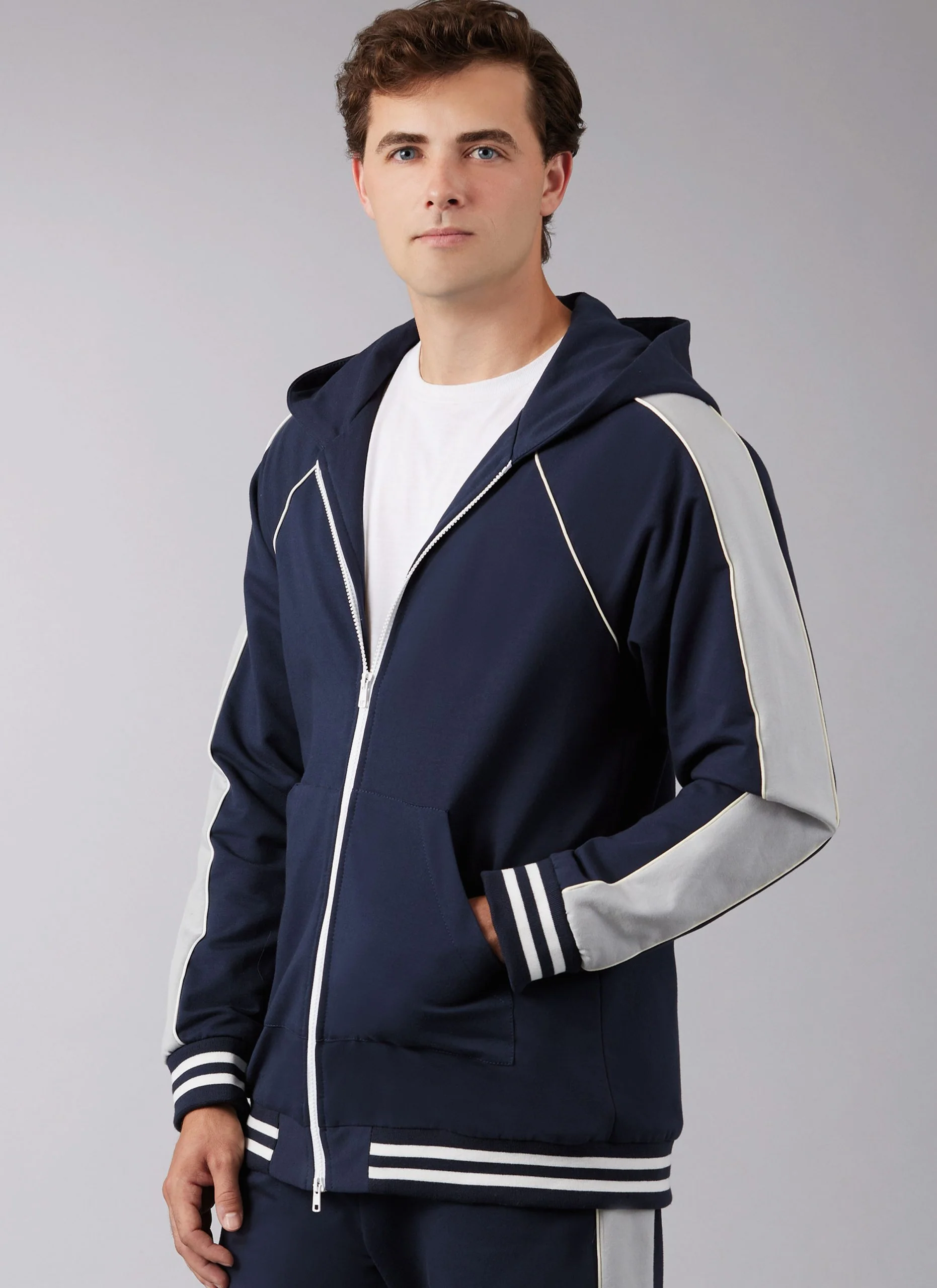 McCalls Men's Sportswear M8441 - Image 3