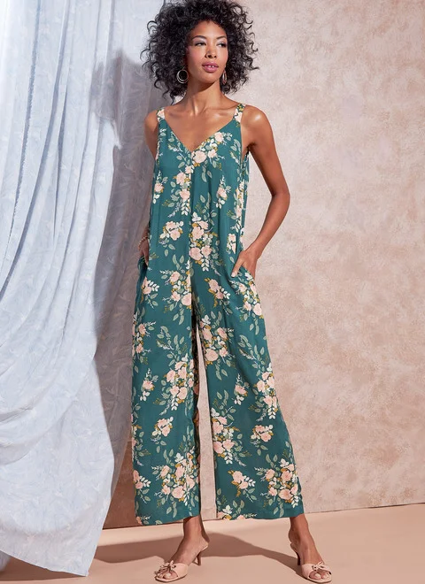 McCalls Romper, Jumpsuit and Robe M8261 - Image 3