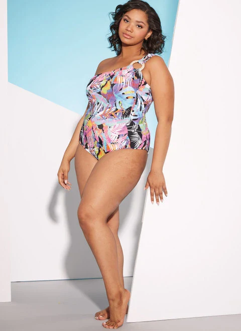 McCalls Swimsuits M8330 - Image 3