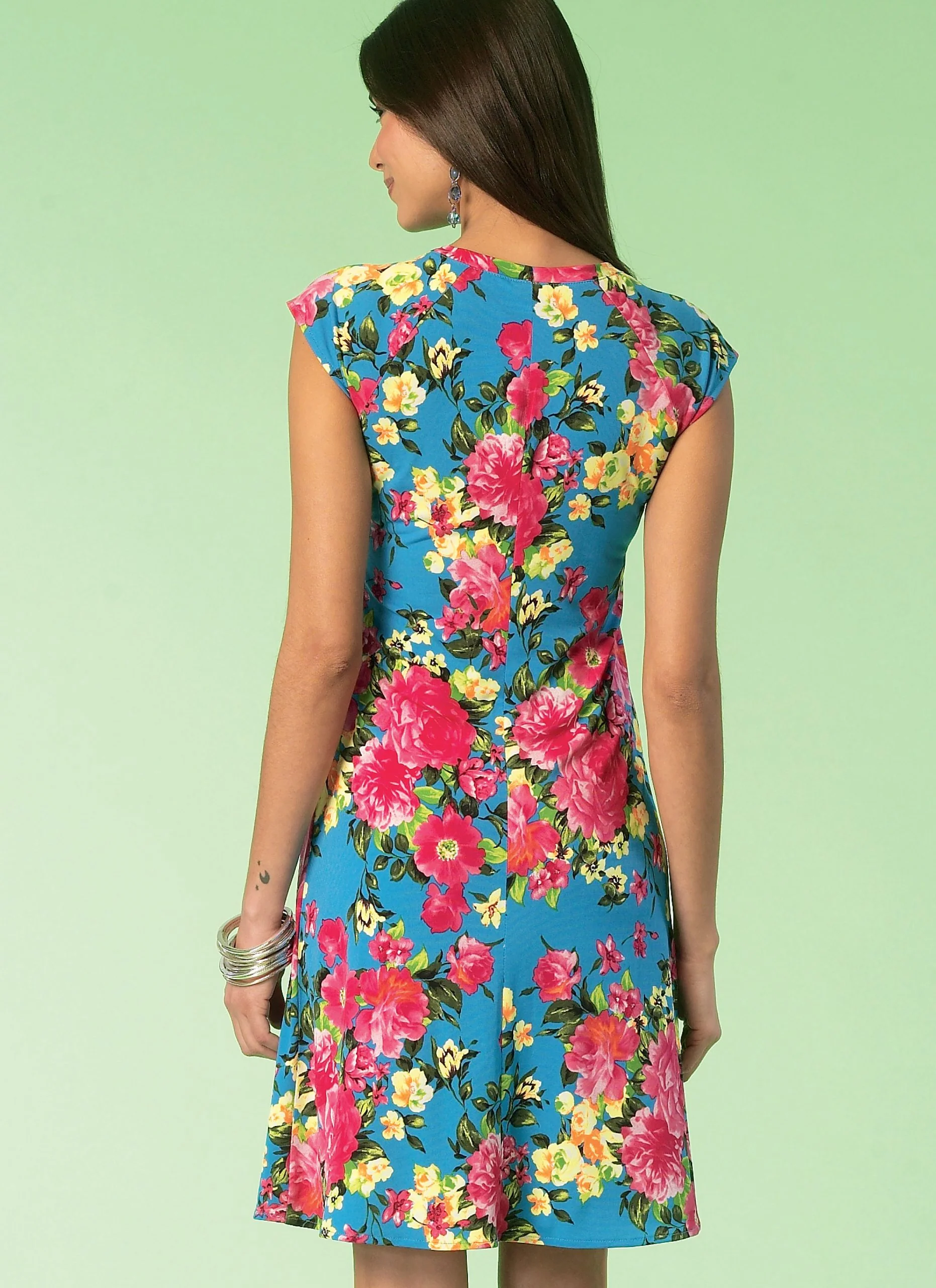 McCalls Tunic, Dresses and Leggings M7122 - Image 3