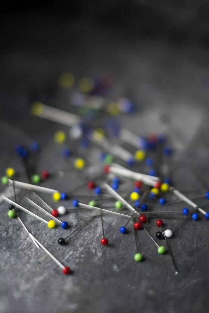 Merchant & Mills Glass Headed Pins - Image 3