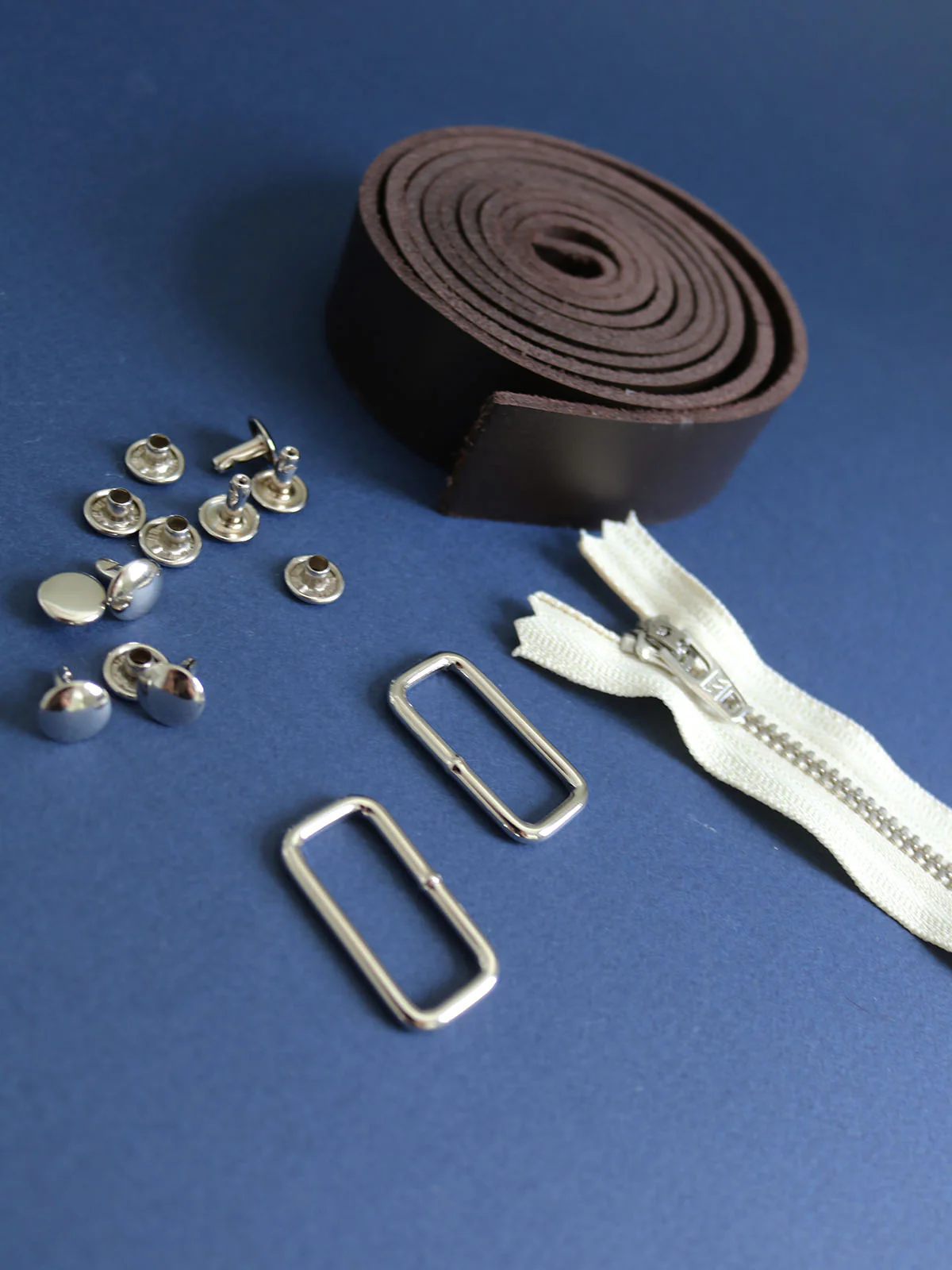 Merchant & Mills Factotum Pattern and Hardware Kit Bundle - Image 8