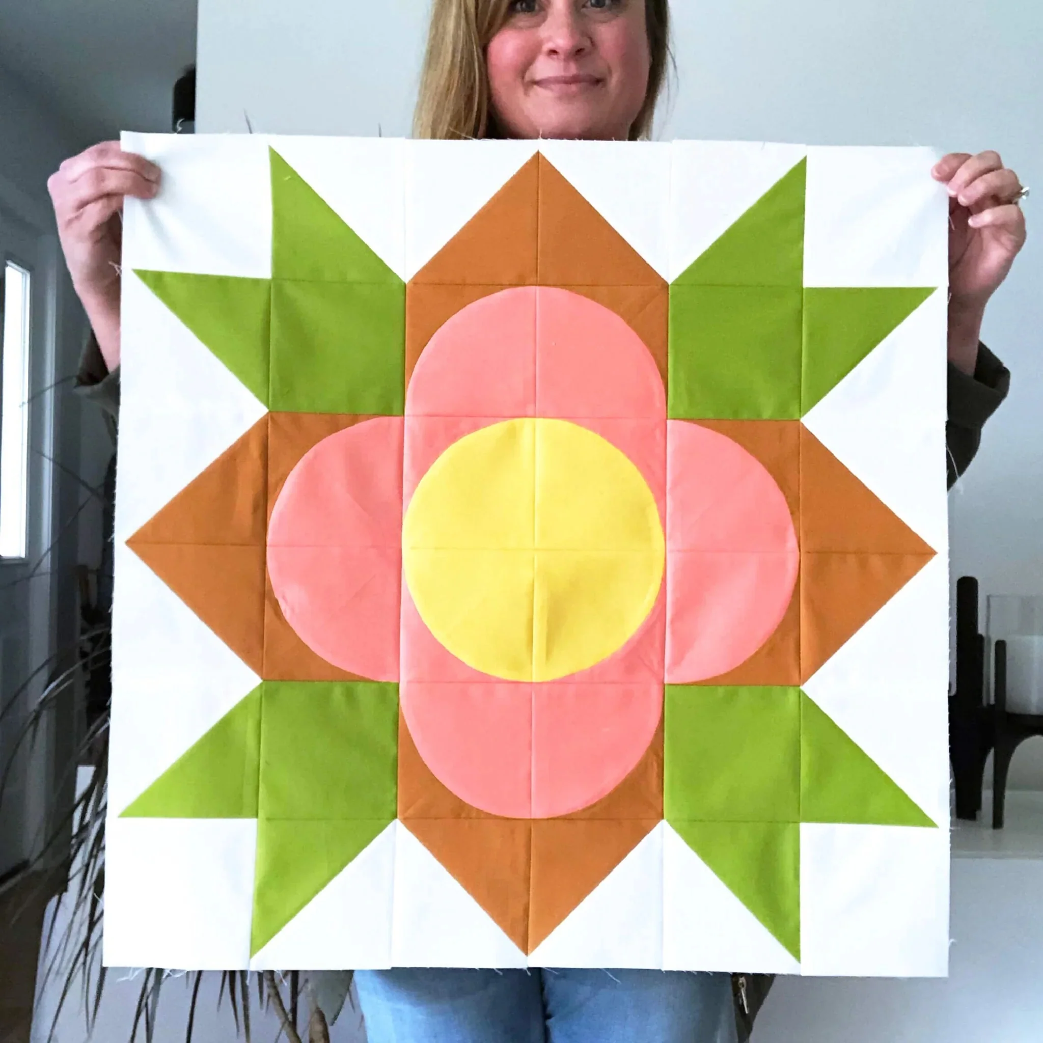 Modern Handcraft Flower Shop Quilt - Image 4