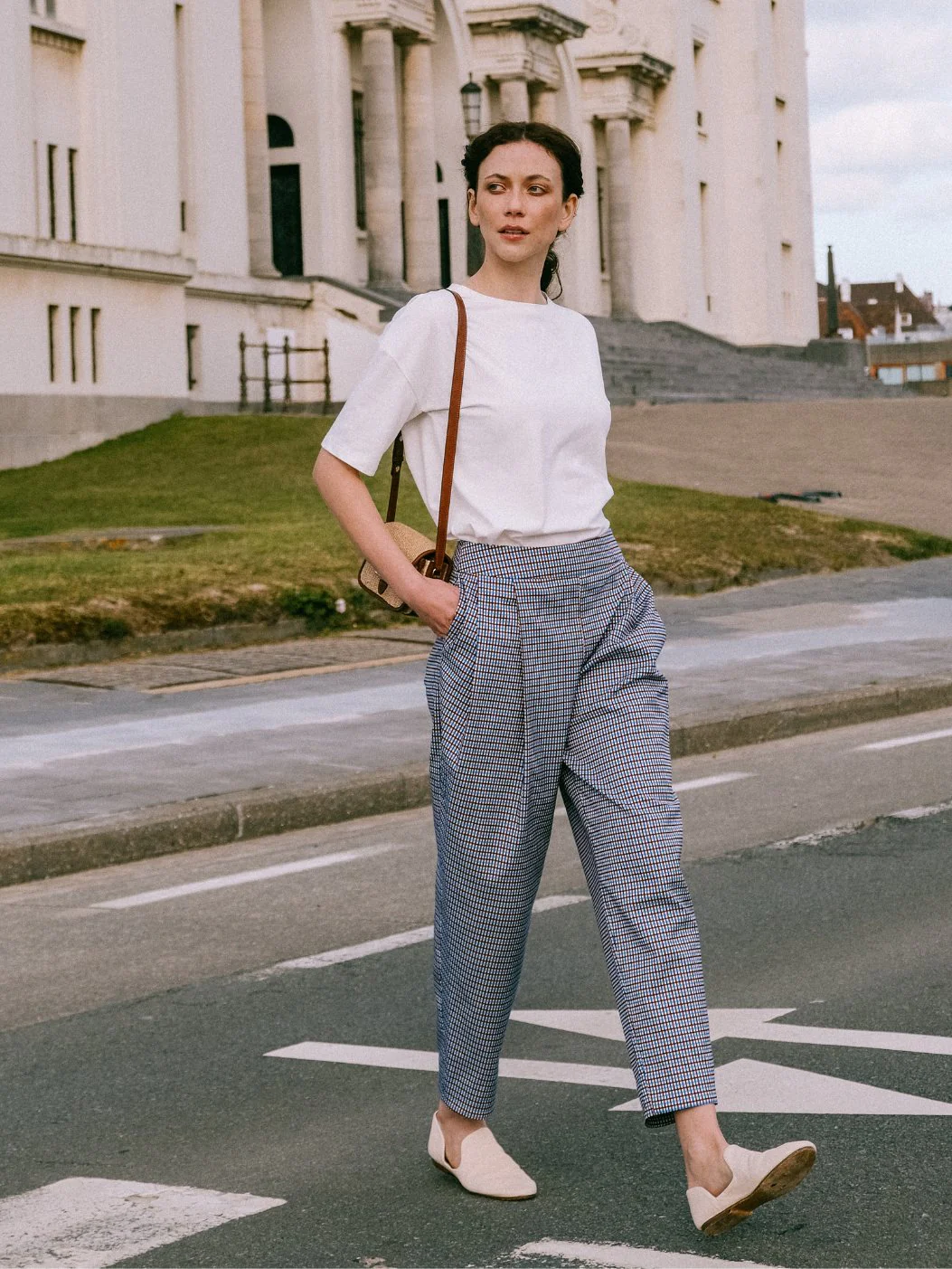 Notches Paula Trousers and Shorts - Image 7