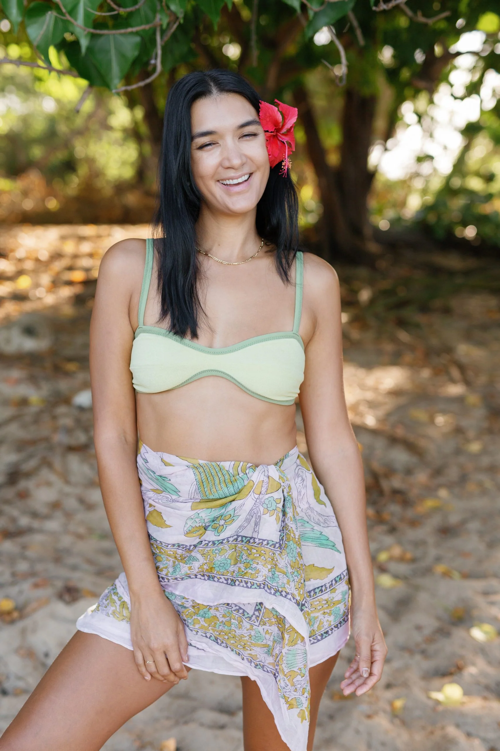Paradise Patterns Cowrie Kini - Image 3