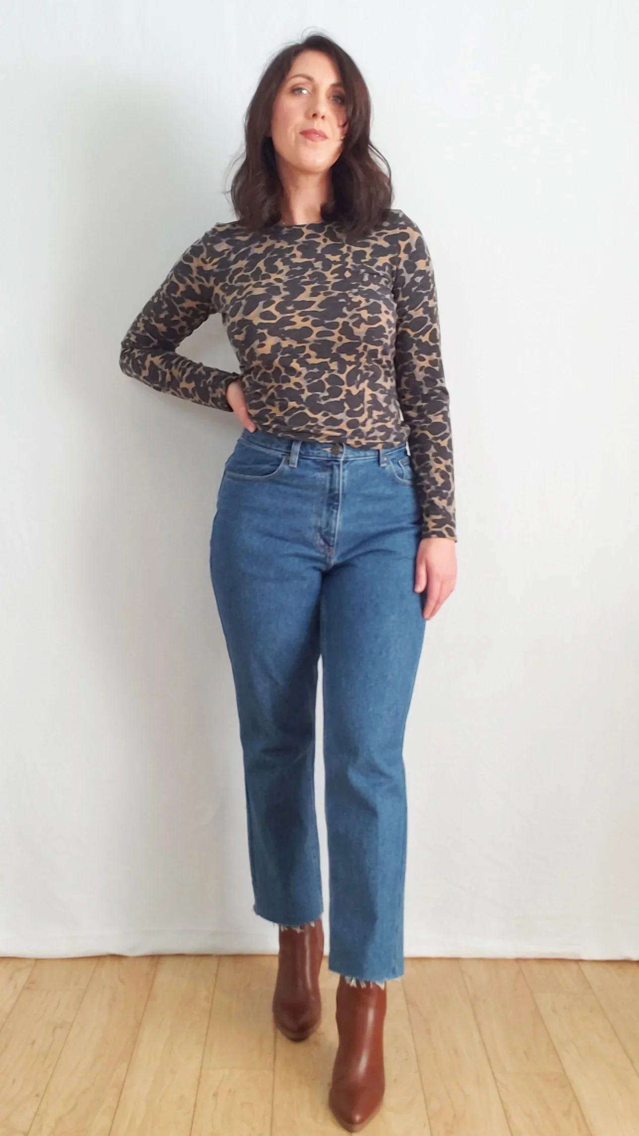 Pattern Scout Comfi Tee and Pants Lounge Set - Image 6
