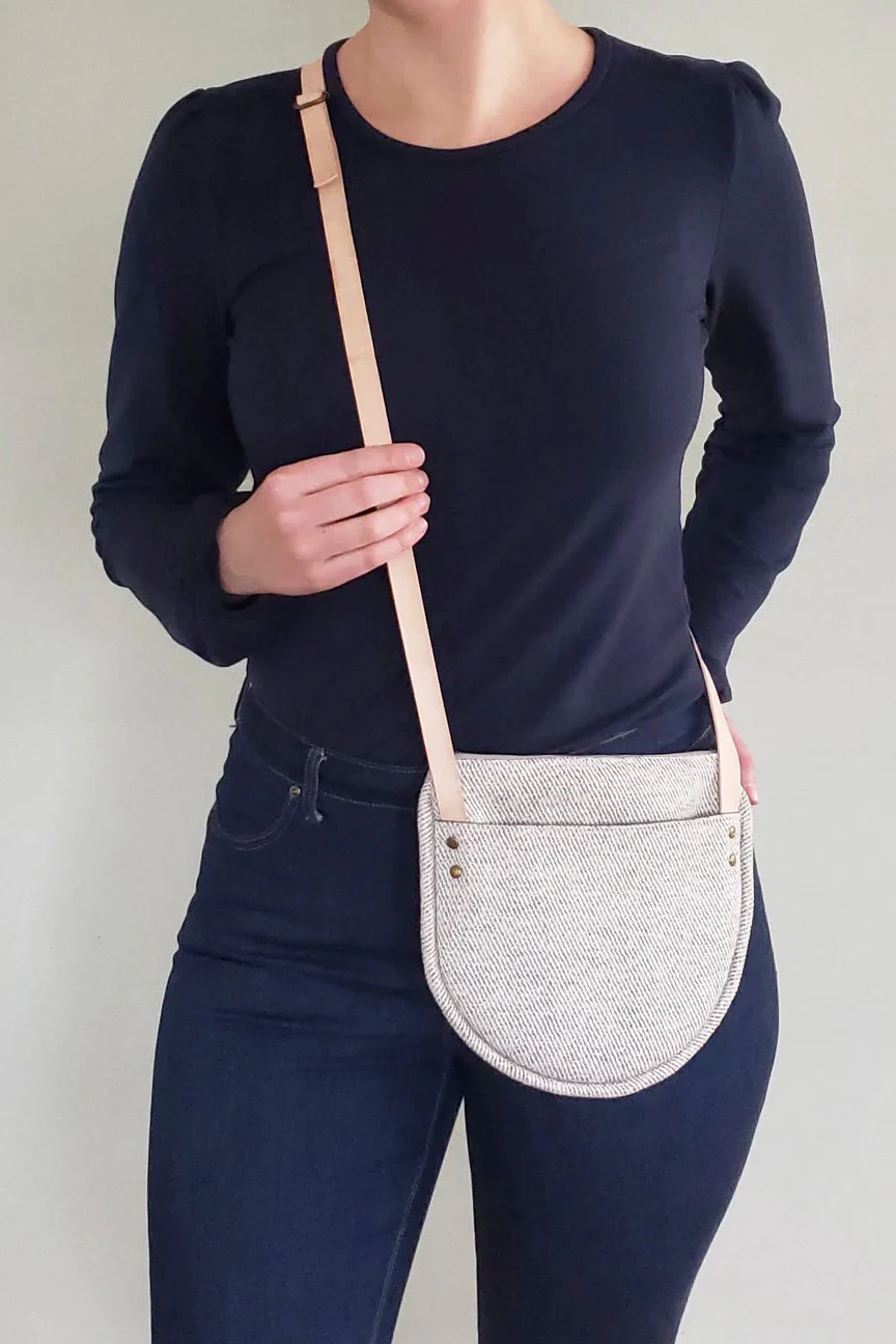 Pattern Scout Luna Crossbody Bag - Image 6