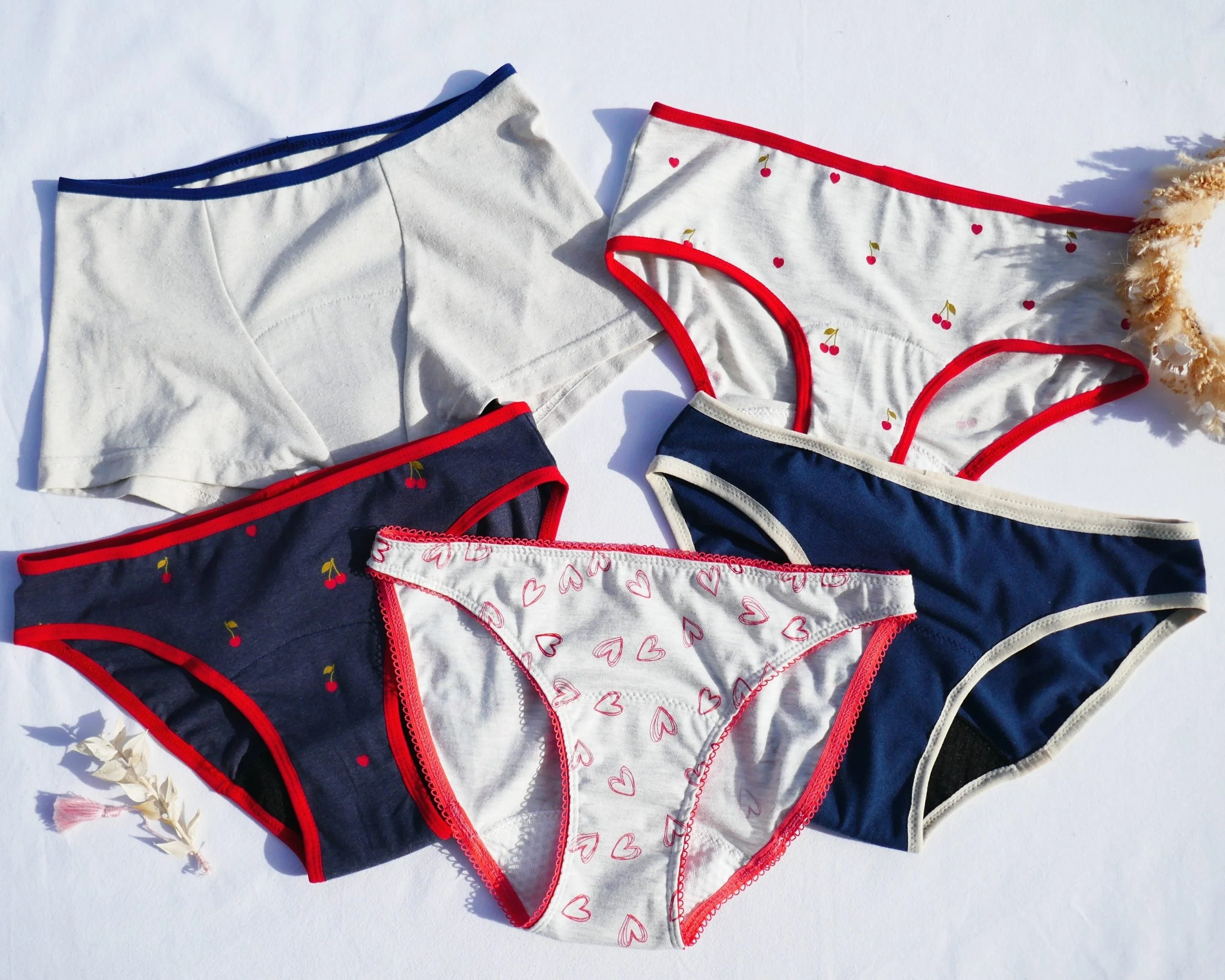 Petits D'om Muun Period Underwear - Printed copy shop (+£5.00)