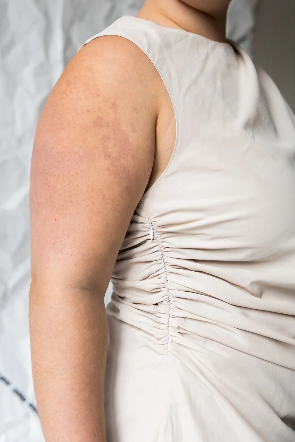 Puff and Pencil Ruched Dress - Image 4