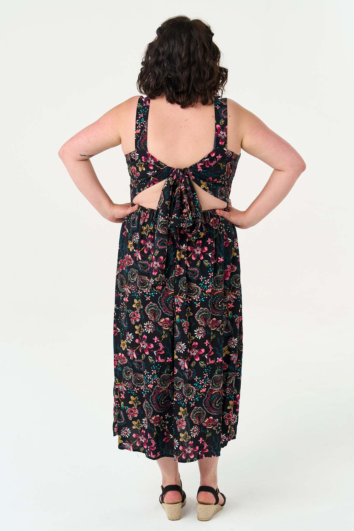 Sew Over It Sofia Dress - Image 10