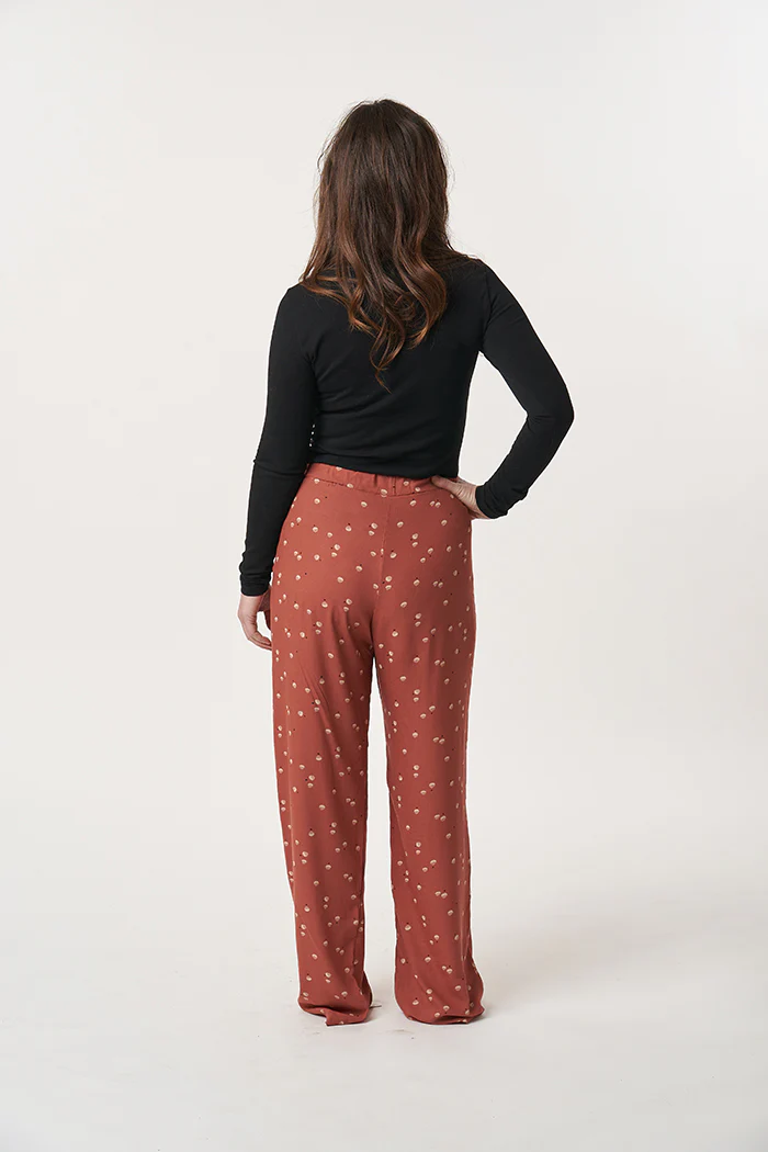 Sew Over It Ultimate Pyjamas - Image 2