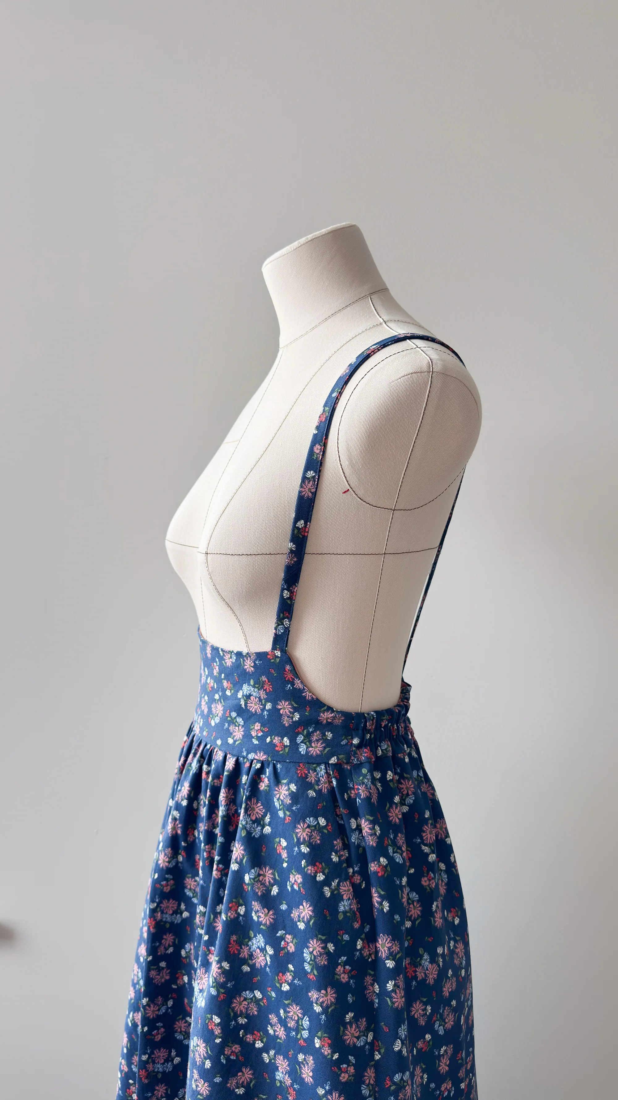 Sewing Therapy Low Bib Pinafore - Image 13