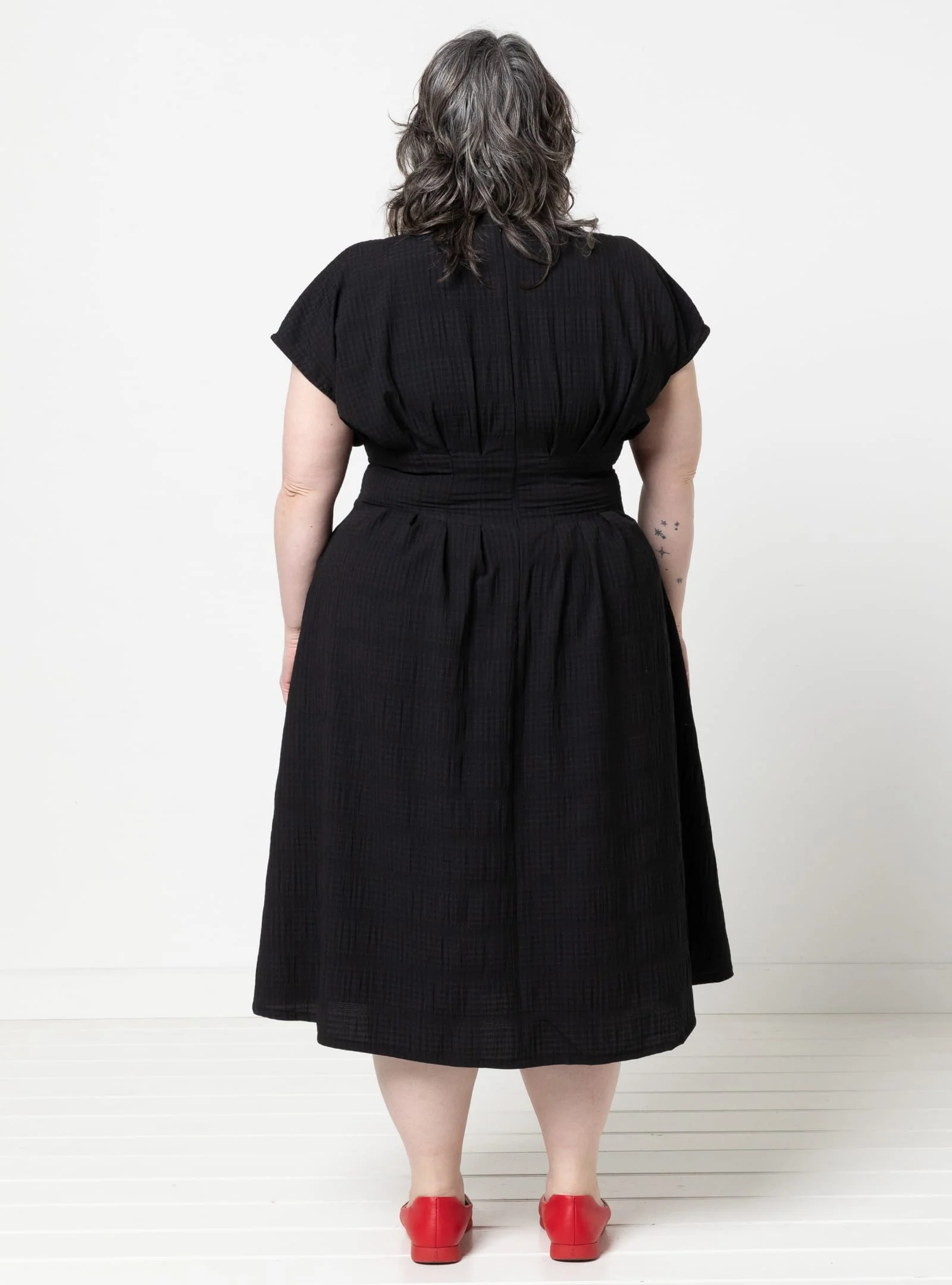 Style Arc Bronte Woven Dress - Image 8