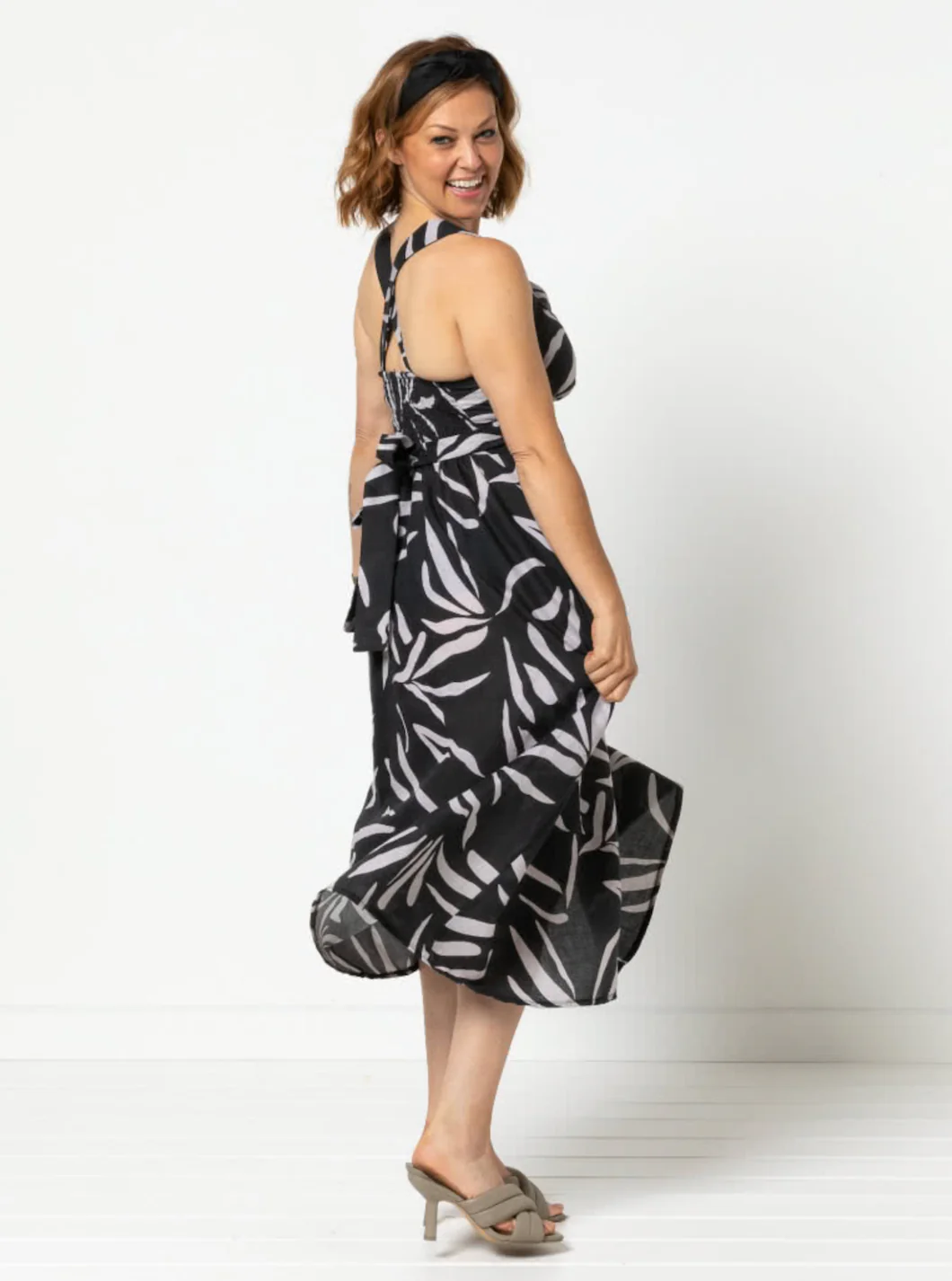 Style Arc Livvy Woven Dress - Image 9