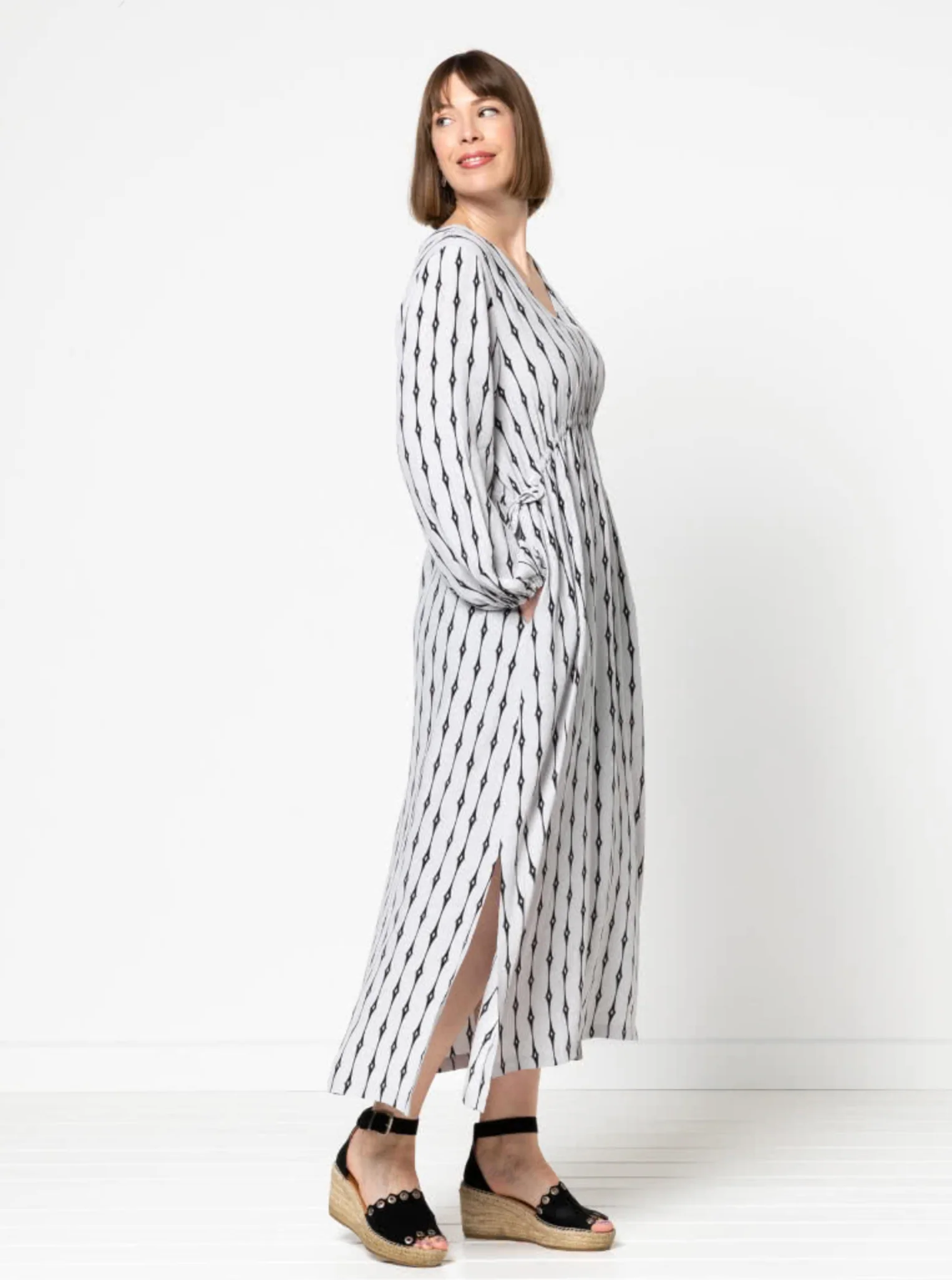 Style Arc Naomi Woven Dress - Image 5