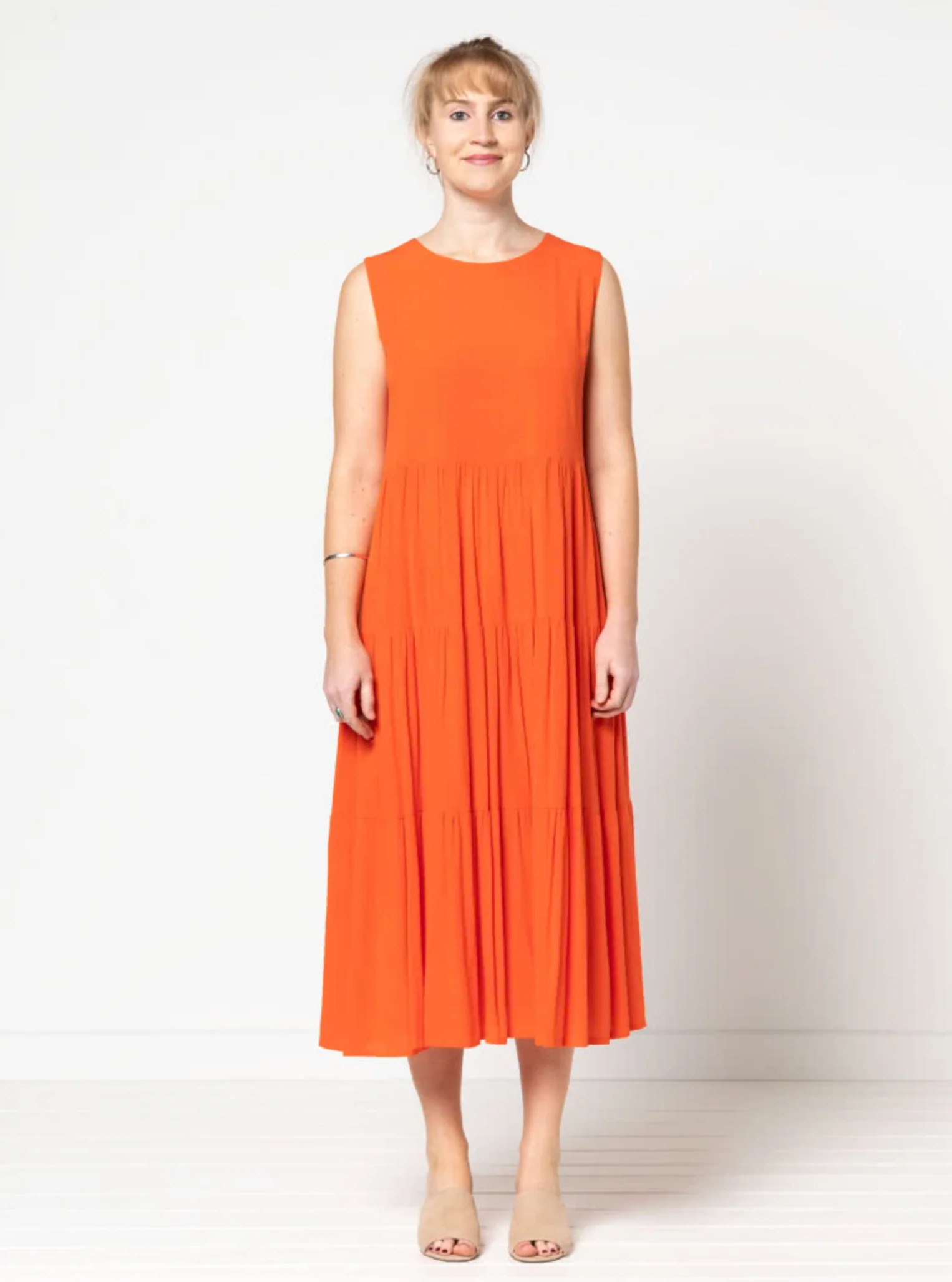 Style Arc Nova Midi Dress - Image 2