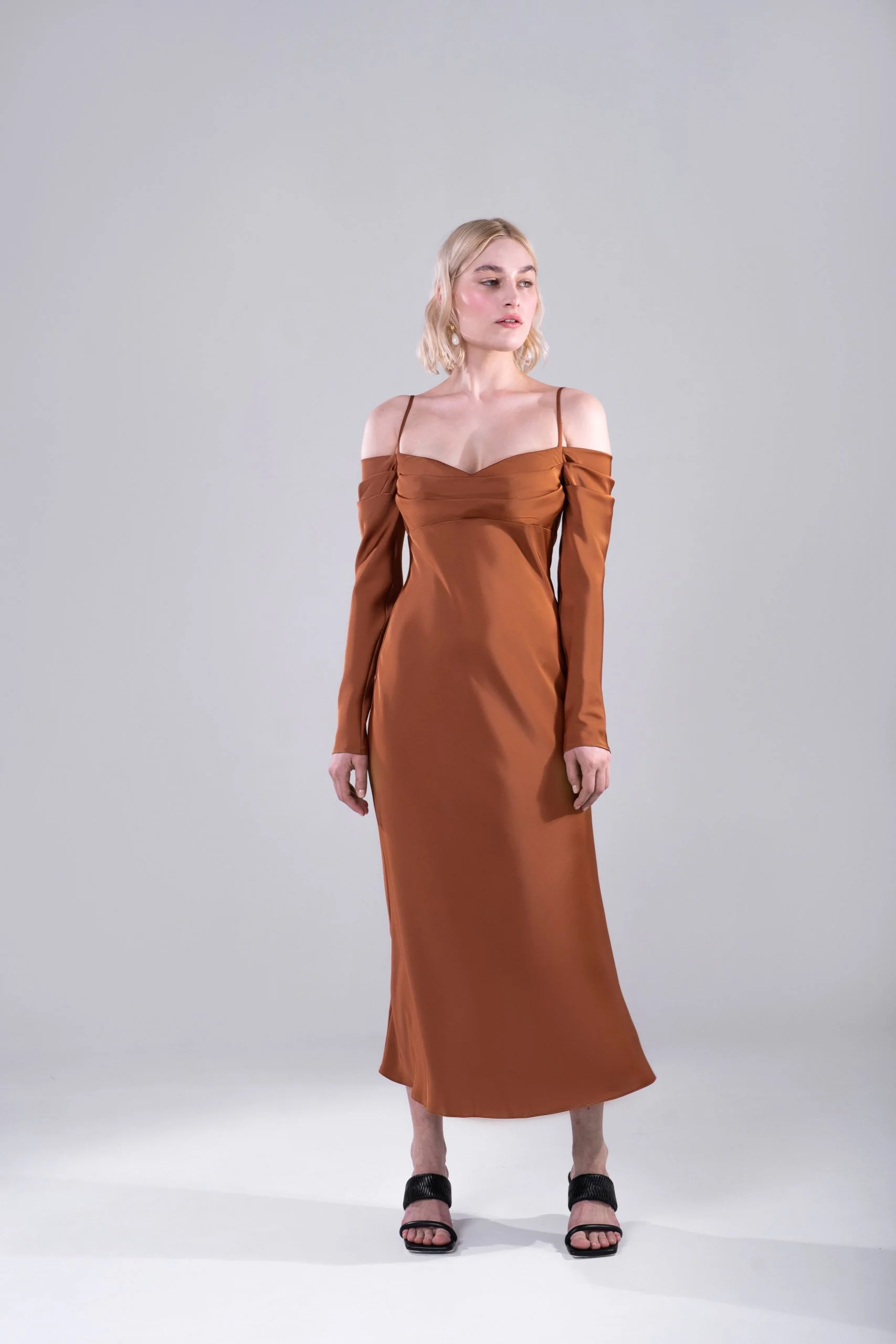 Vikisews Leoncia Dress Height 3 - Printed copy shop (+£7.00)