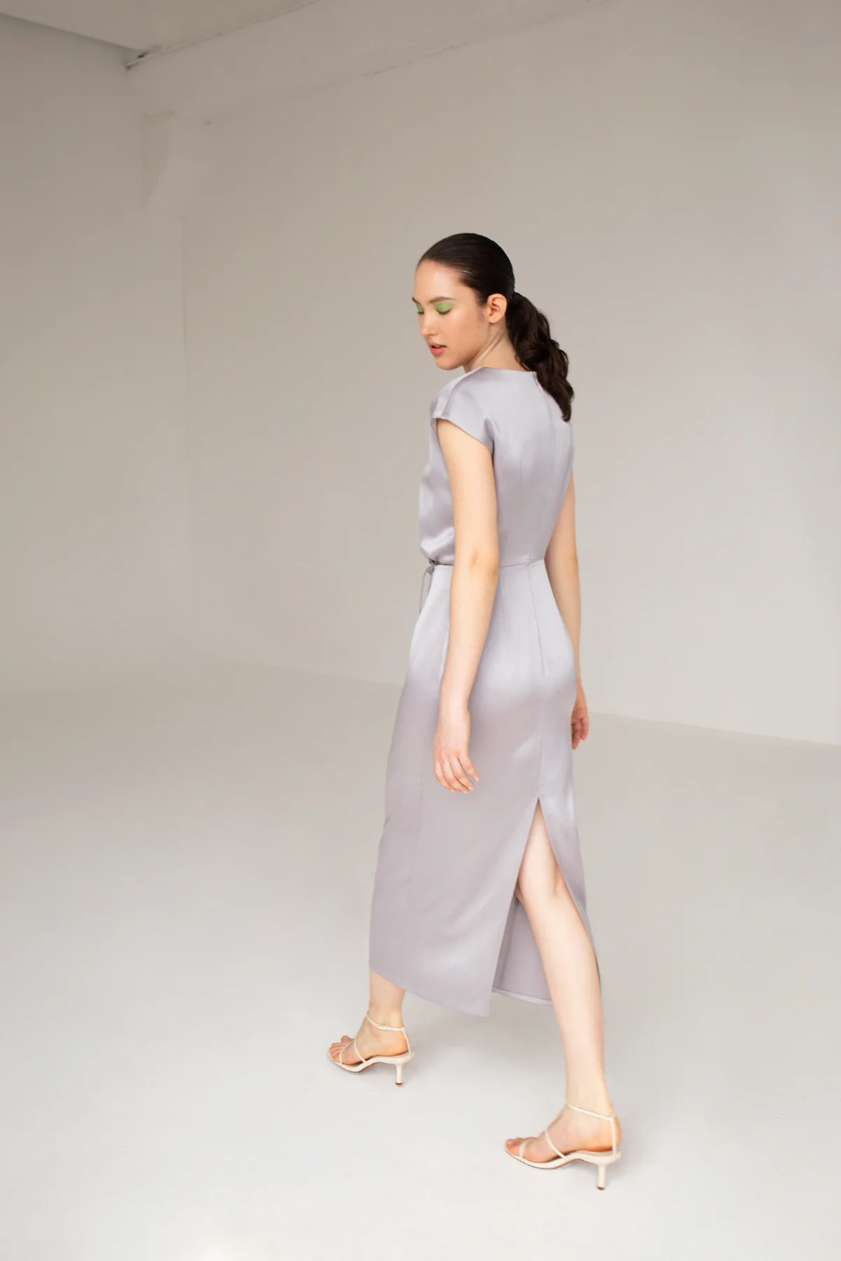 Vikisews Nadi Dress - Image 6