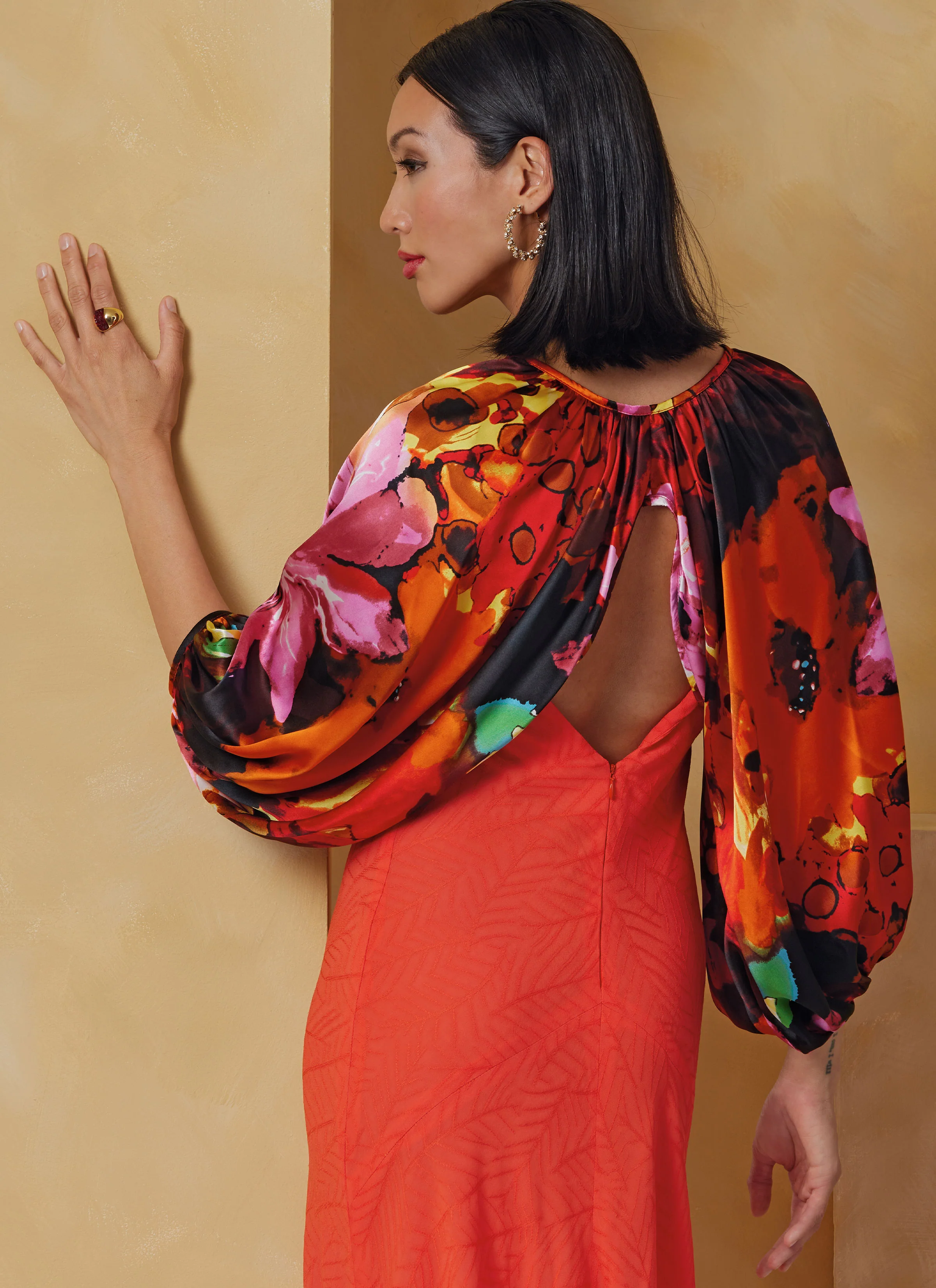 Vogue Bolero Sleeves V2079 - Image 9