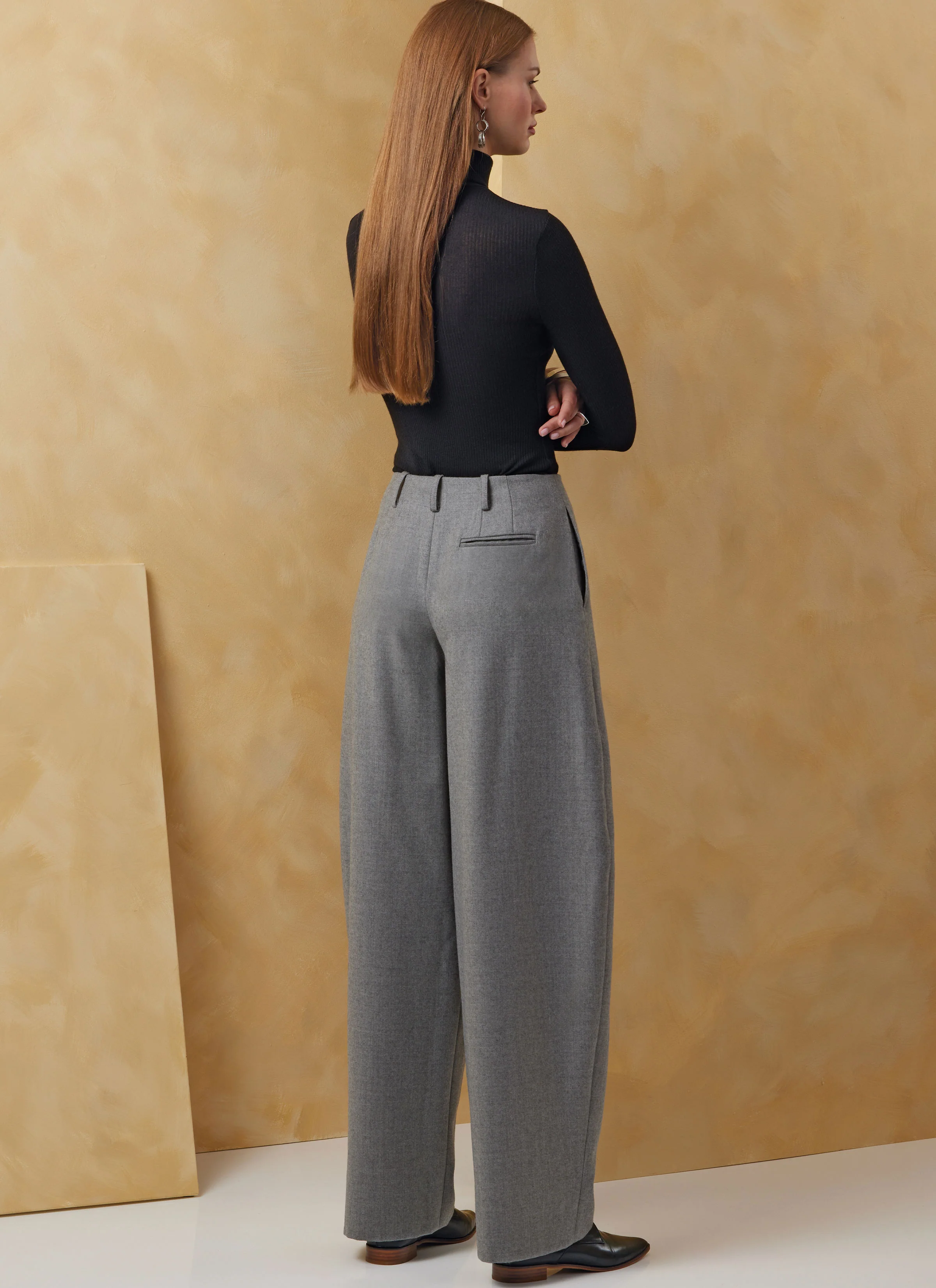 Vogue Shorts & Trousers V2070 - Image 6