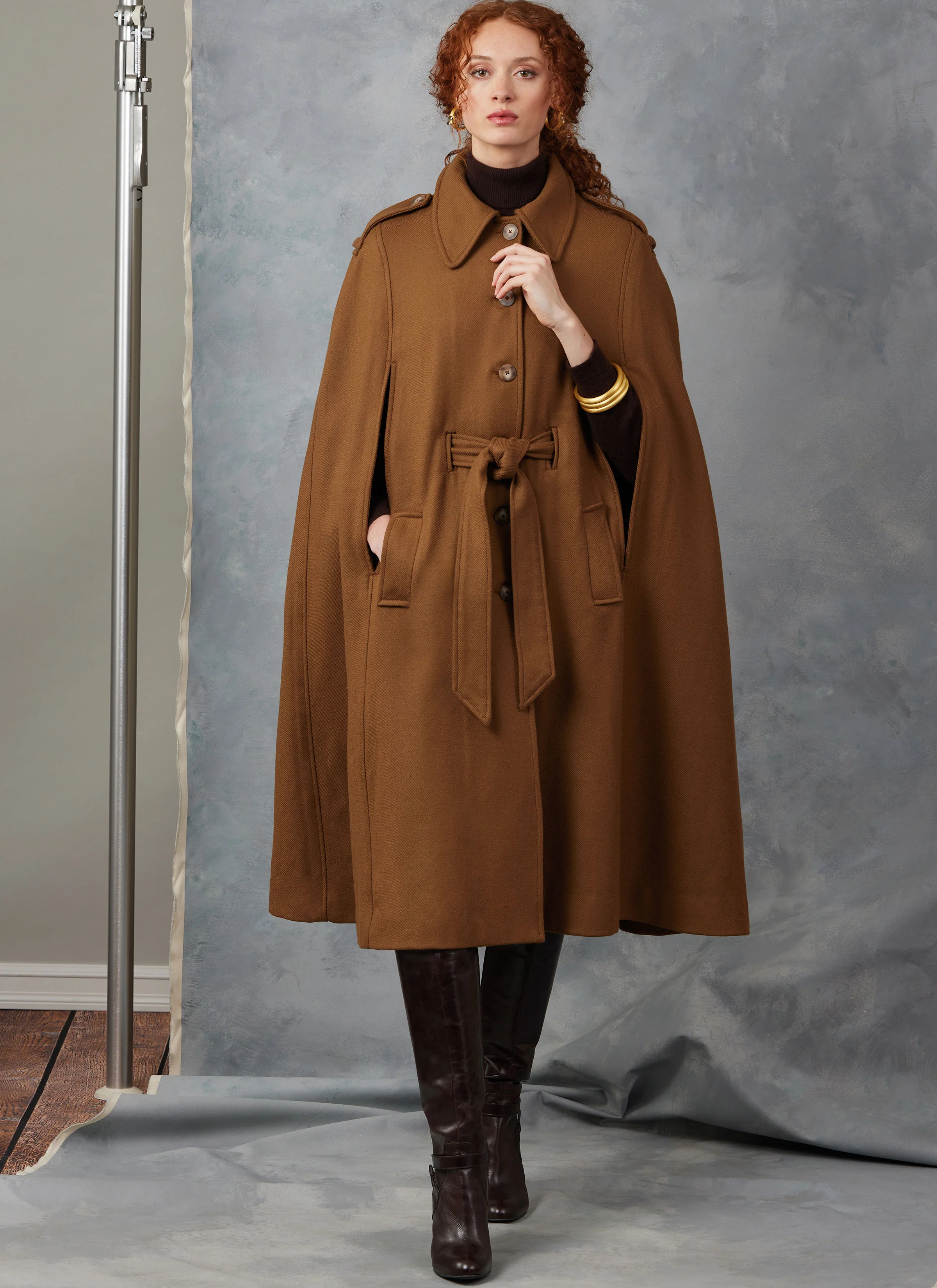 Vogue Cape V2054 - Image 5