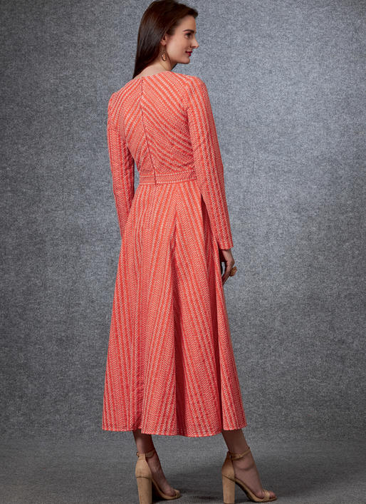 Vogue Dress V1672 - Image 4