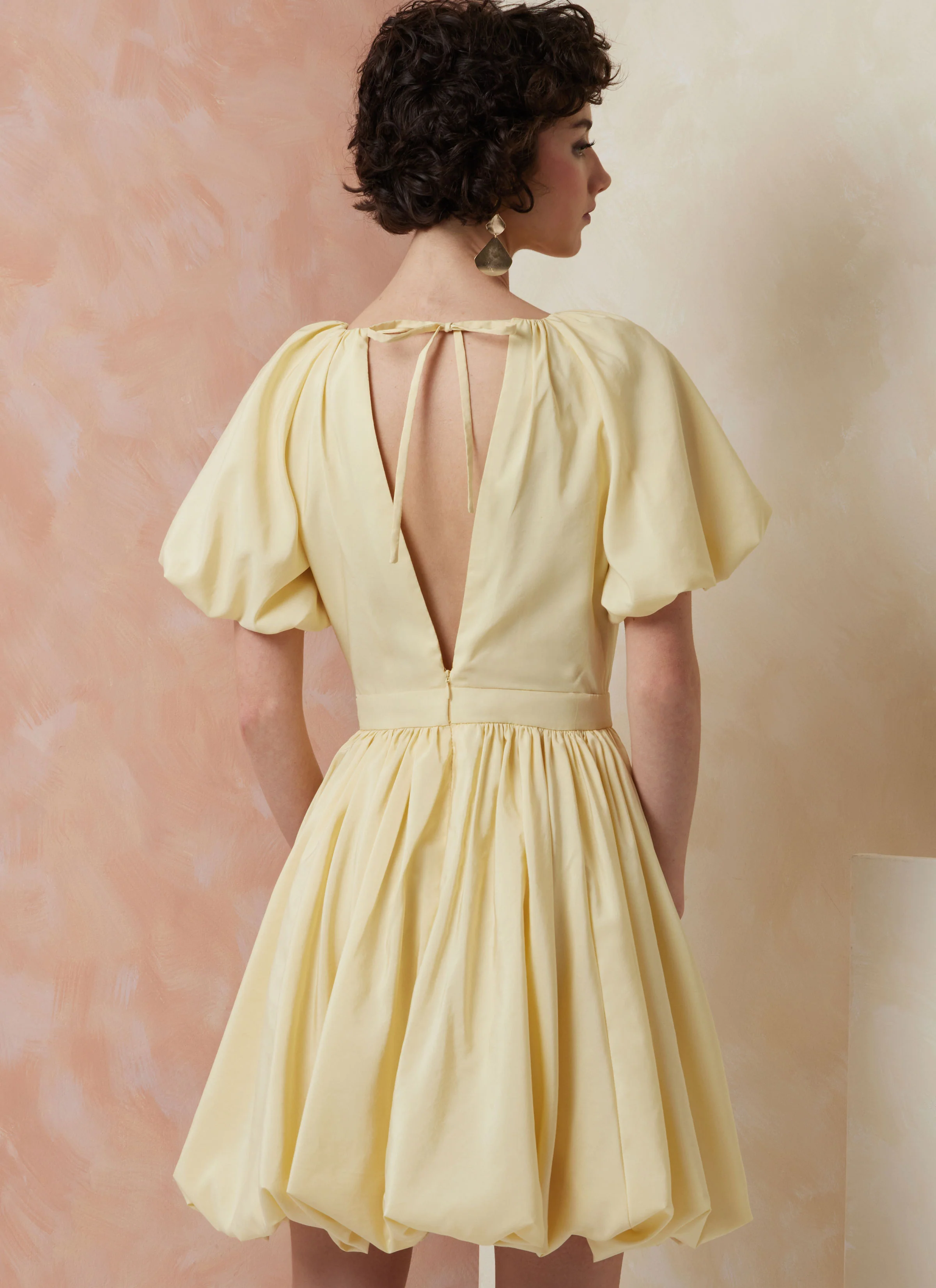 Vogue Dress V2106 - Image 7