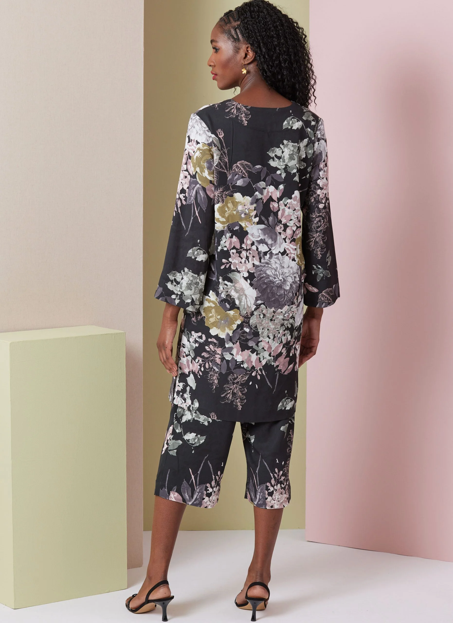 Vogue Loungewear V2019 - Image 5