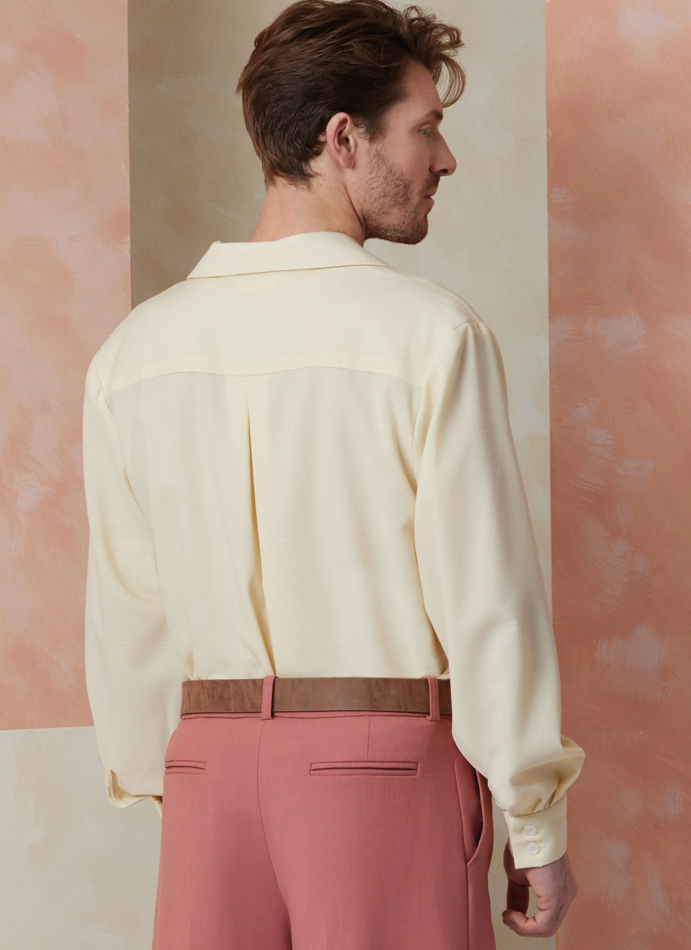 Vogue  Men's Shirt, Shorts, Trousers and Belt V2120 - Image 7