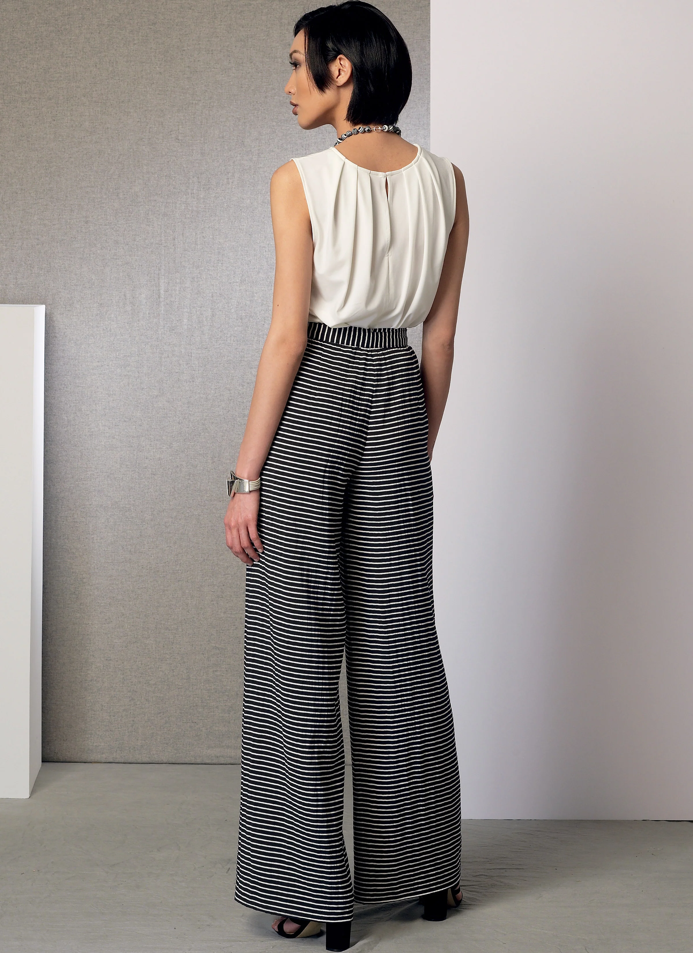 Vogue Outfit V9191 - Image 8